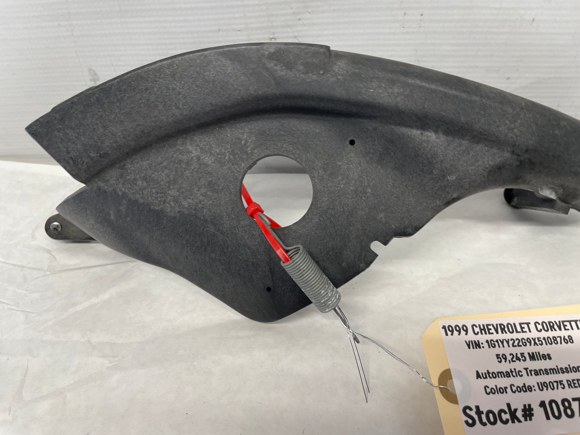 1999 Chevy C5 Corvette RH Passenger Turn Signal Marker Light Bracket OEM - Day's Parts Yard