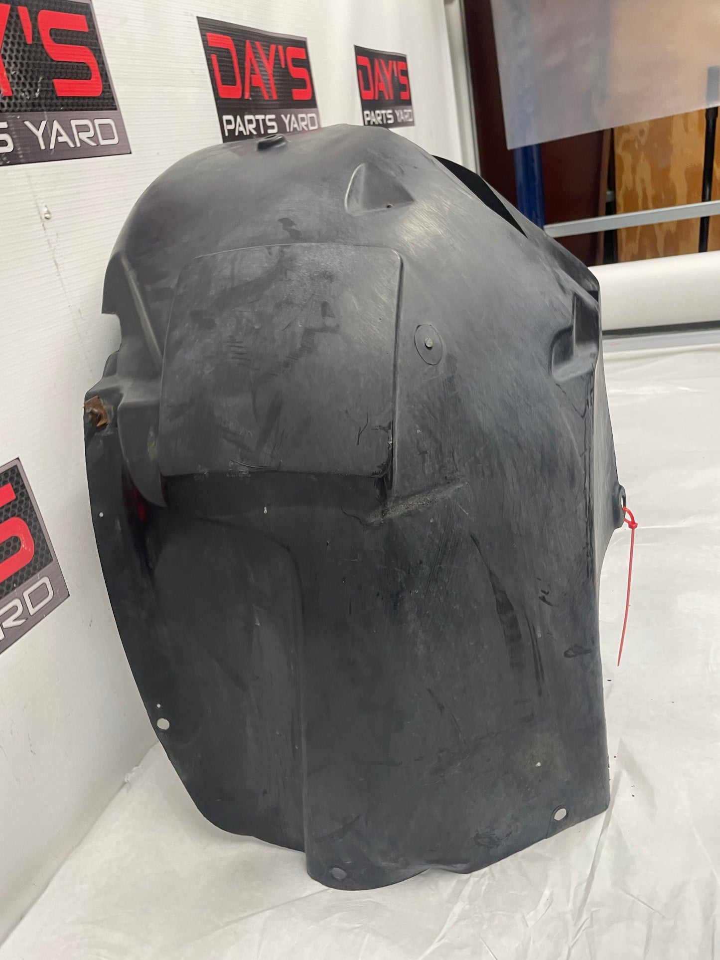 2009 Pontiac G8 GT RH Passenger Front Fender Wheel Well Liner House OEM