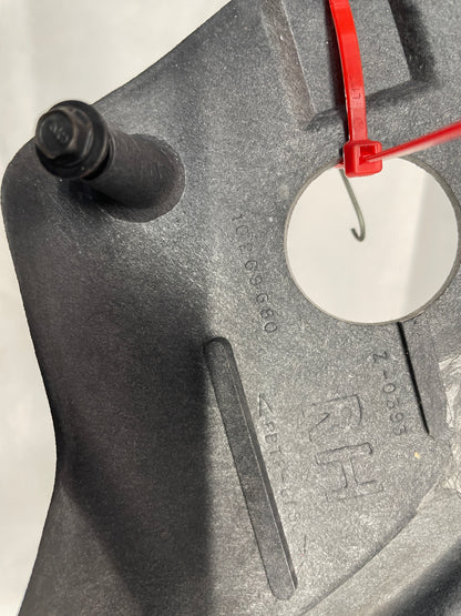 1999 Chevy C5 Corvette RH Passenger Turn Signal Marker Light Bracket OEM - Day's Parts Yard