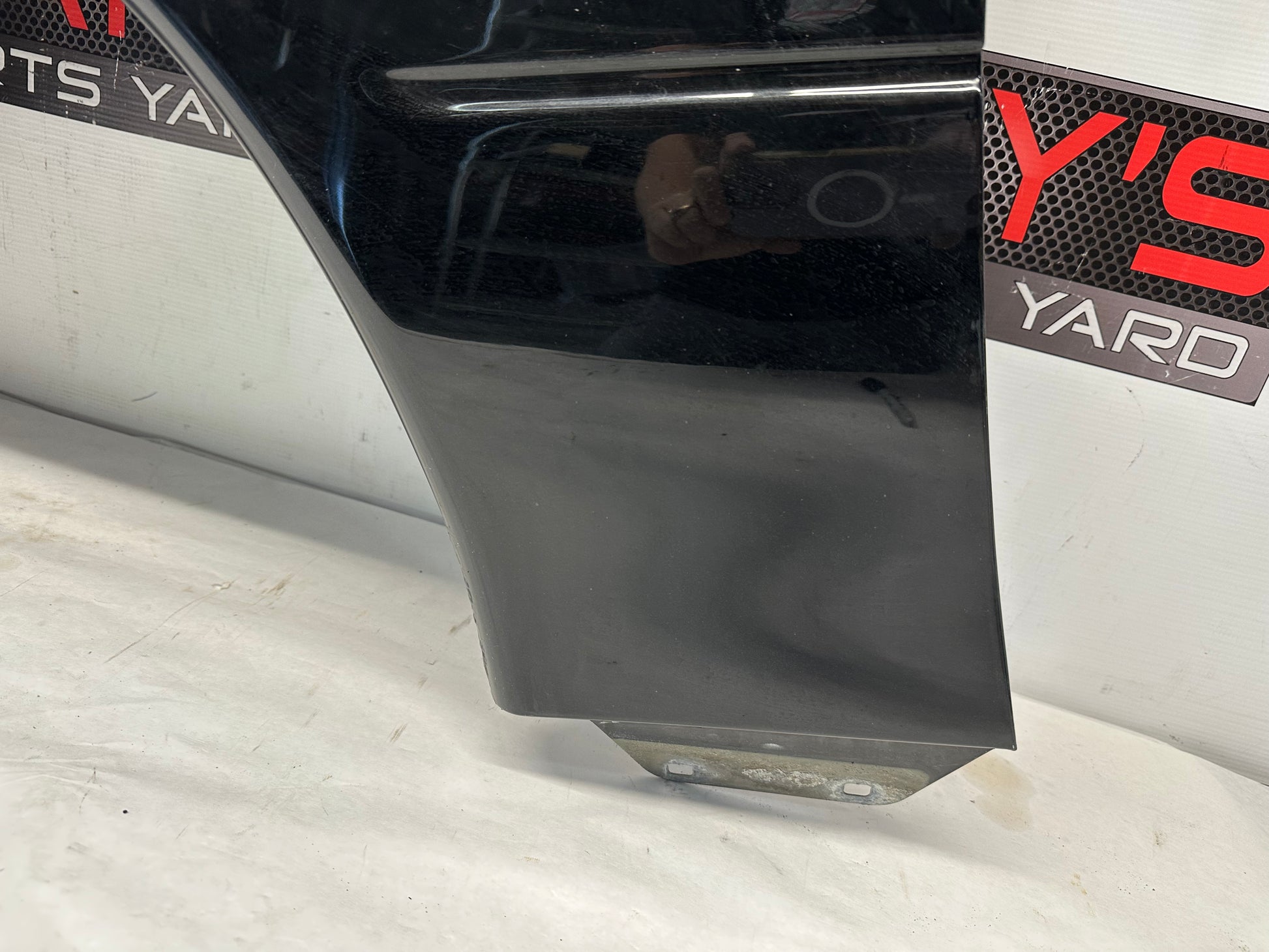 2006 Pontiac GTO Front LH Driver Fender OEM - Day's Parts Yard