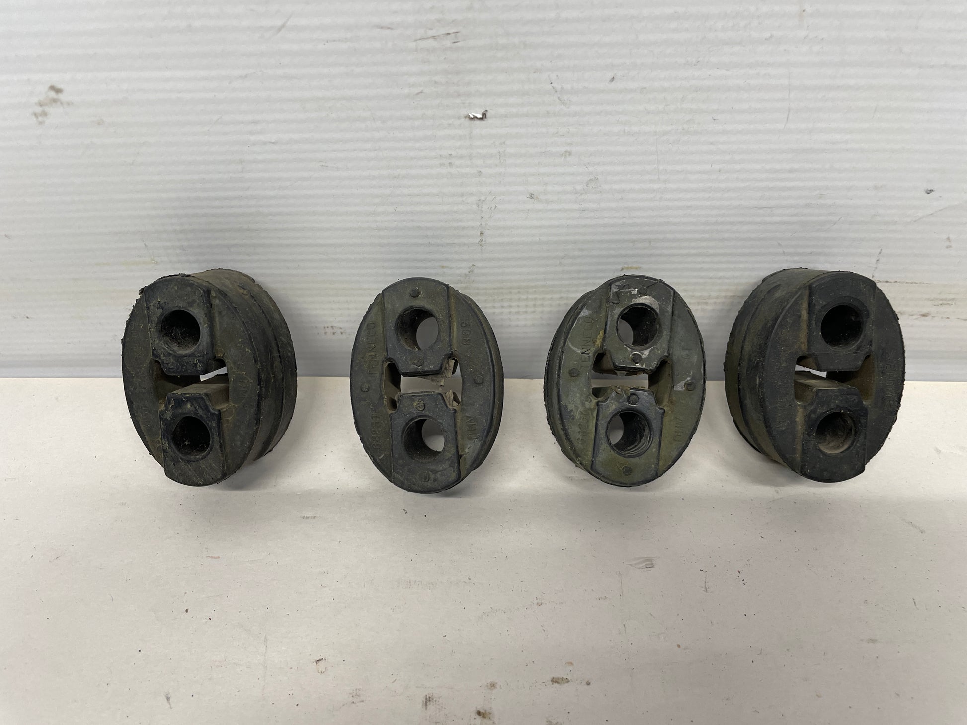 2017 Chevy SS Sedan Exhaust Hangers Set OEM - Day's Parts Yard