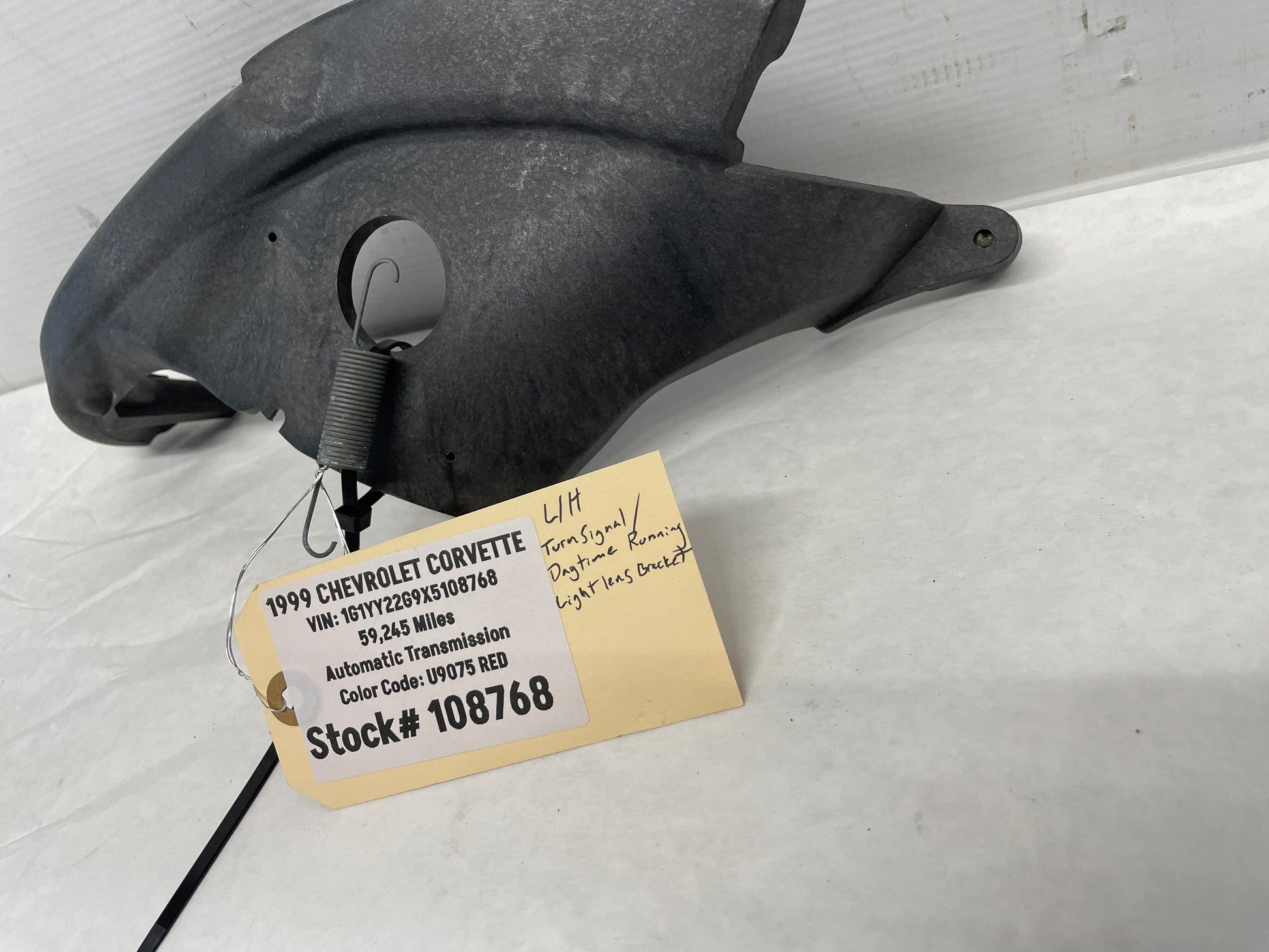 1999 Chevy C5 Corvette LH Driver Turn Signal Marker Light Lamp Bracket OEM - Day's Parts Yard