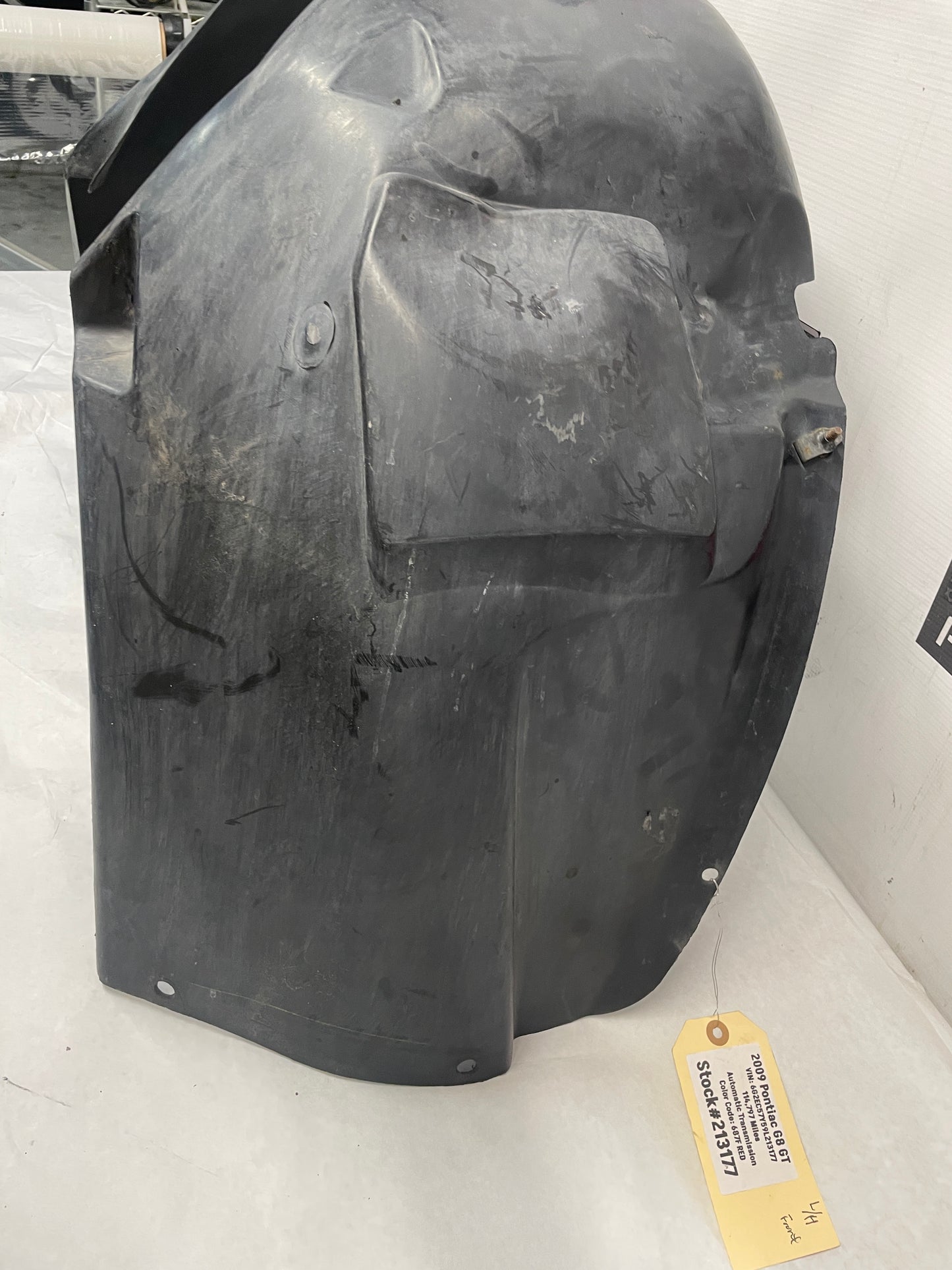 2009 Pontiac G8 GT LH Driver Front Fender Wheel Well Liner House OEM