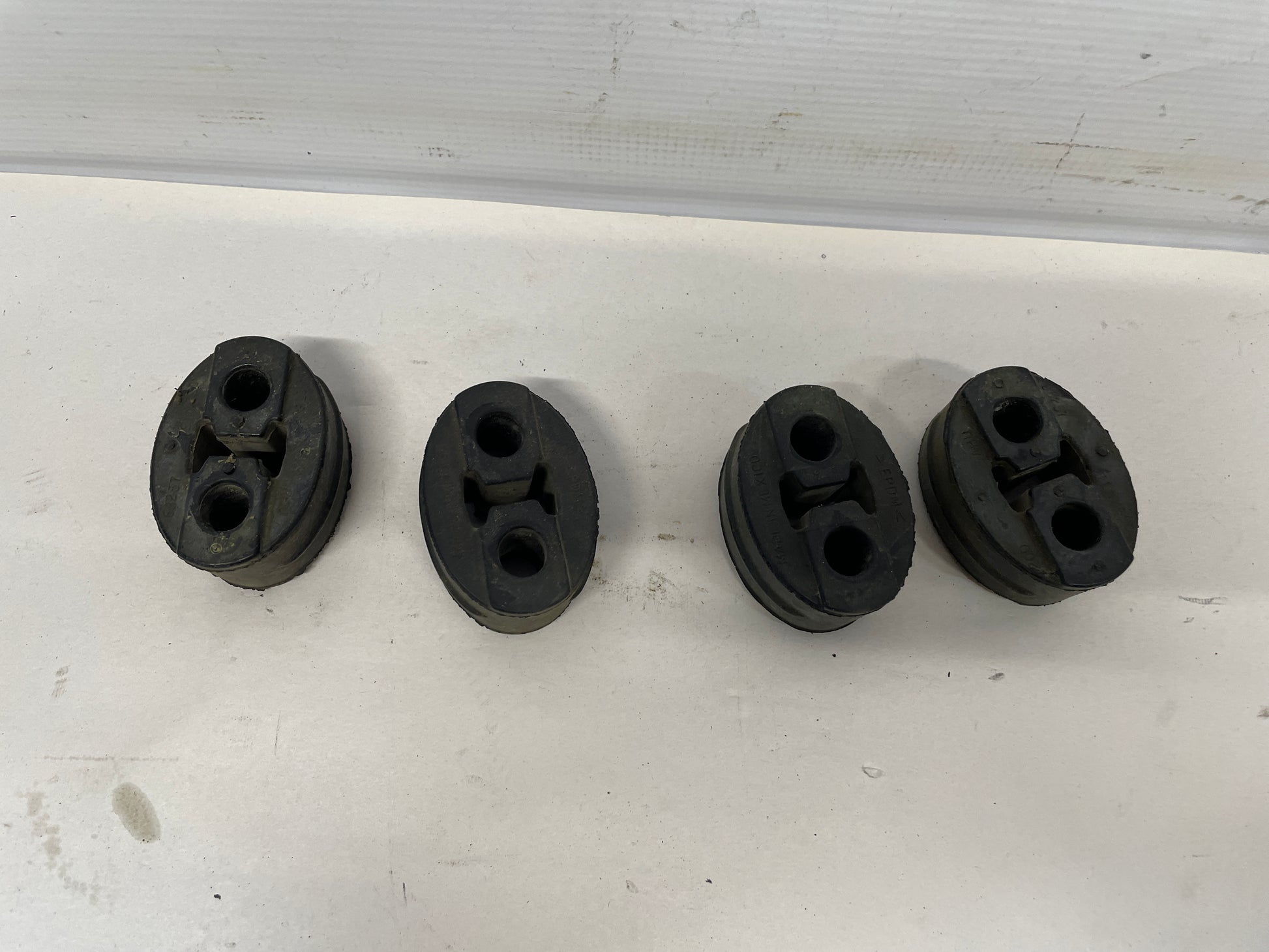 2017 Chevy SS Sedan Exhaust Hangers Set OEM - Day's Parts Yard