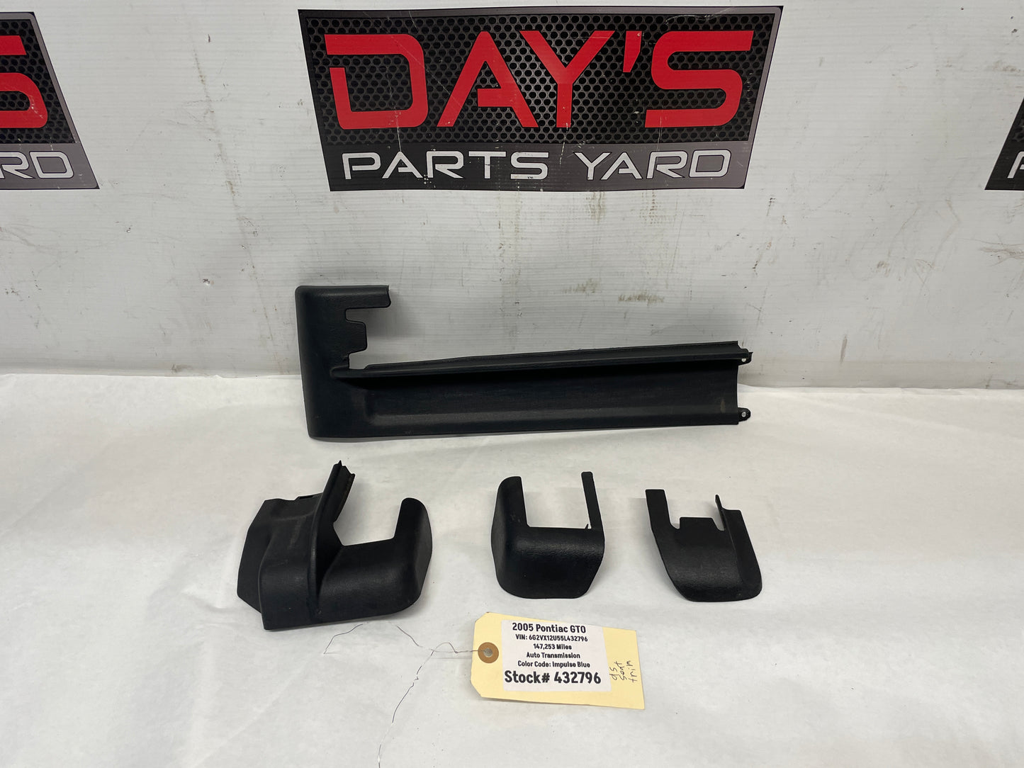 2005 Pontiac GTO Complete LH Driver 4pc Front Seat Rail Frame Trim Set OEM
