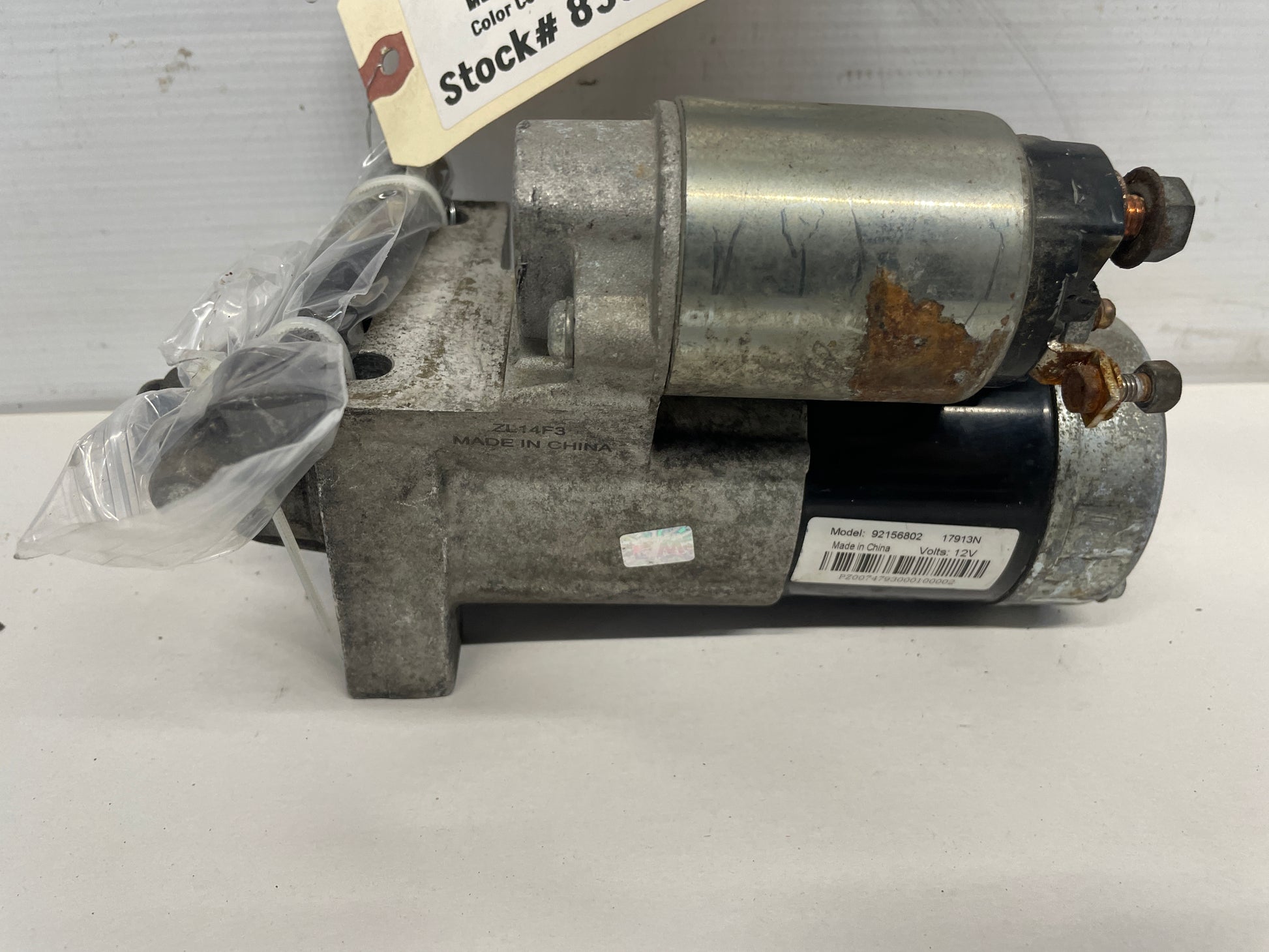 2006 Pontiac GTO Starter Unit Assembly w/ Hardware OEM - Day's Parts Yard