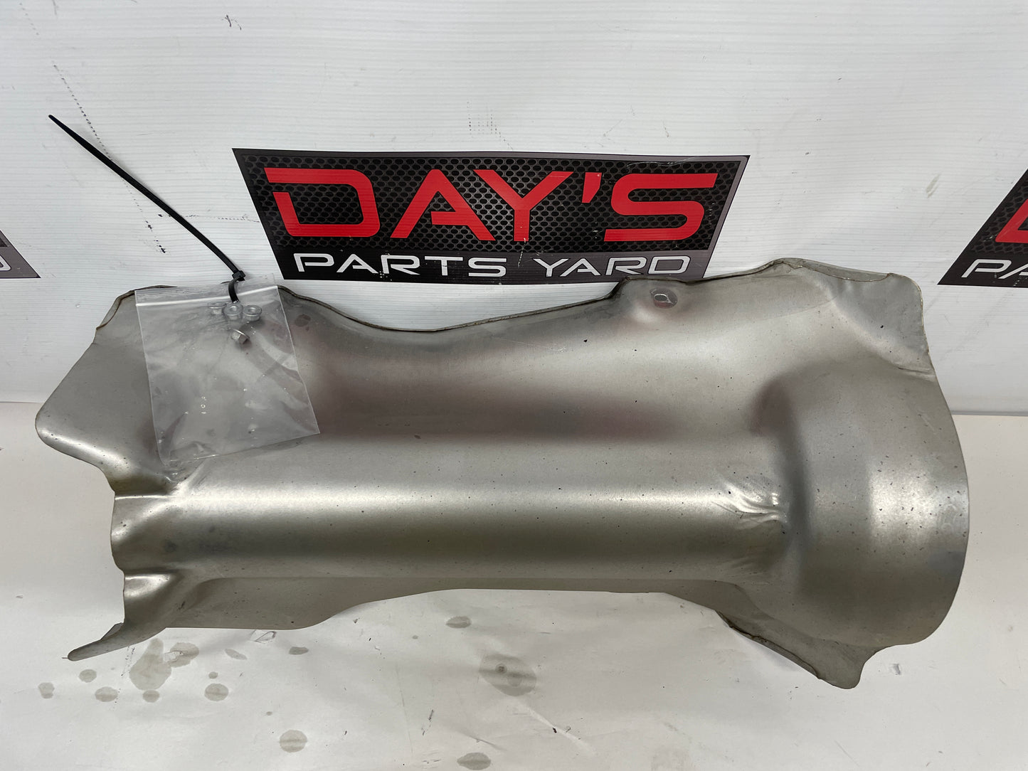 2017 Chevy SS Sedan Gas Fuel Tank Tunnel Heat Shield OEM - Day's Parts Yard