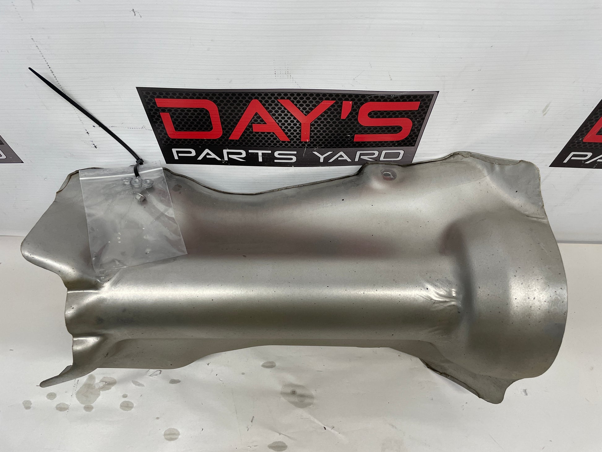 2017 Chevy SS Sedan Gas Fuel Tank Tunnel Heat Shield OEM - Day's Parts Yard