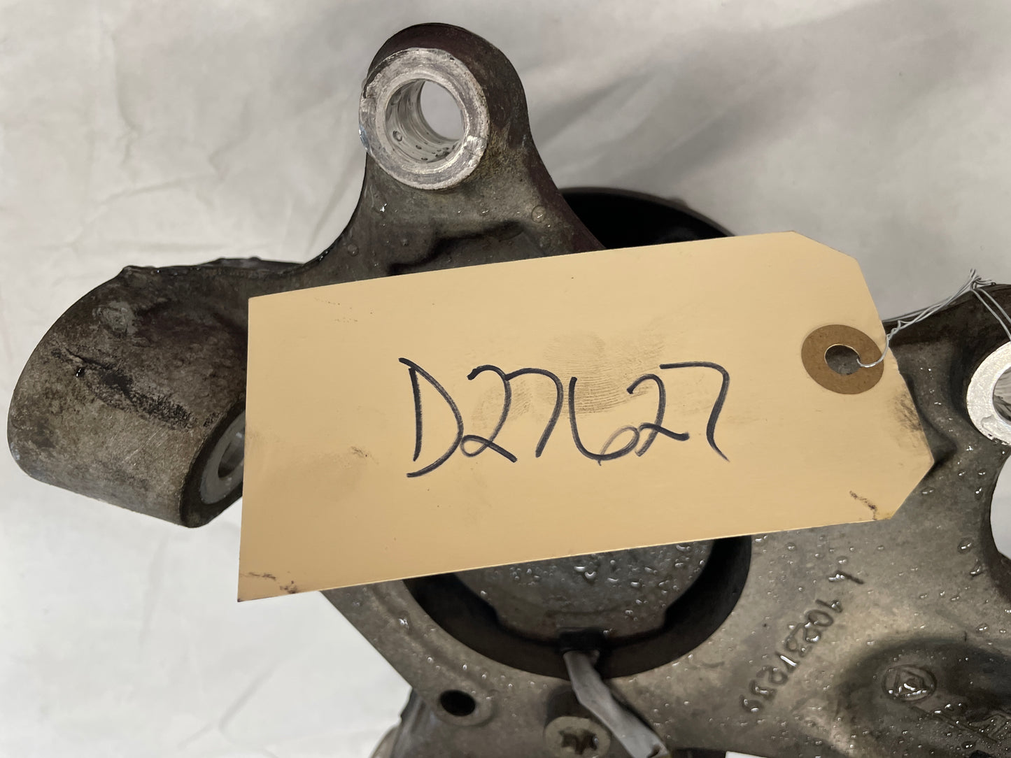 1999 Chevy C5 Corvette LH Driver Front Suspension Spindle Knuckle Hub OEM - Day's Parts Yard