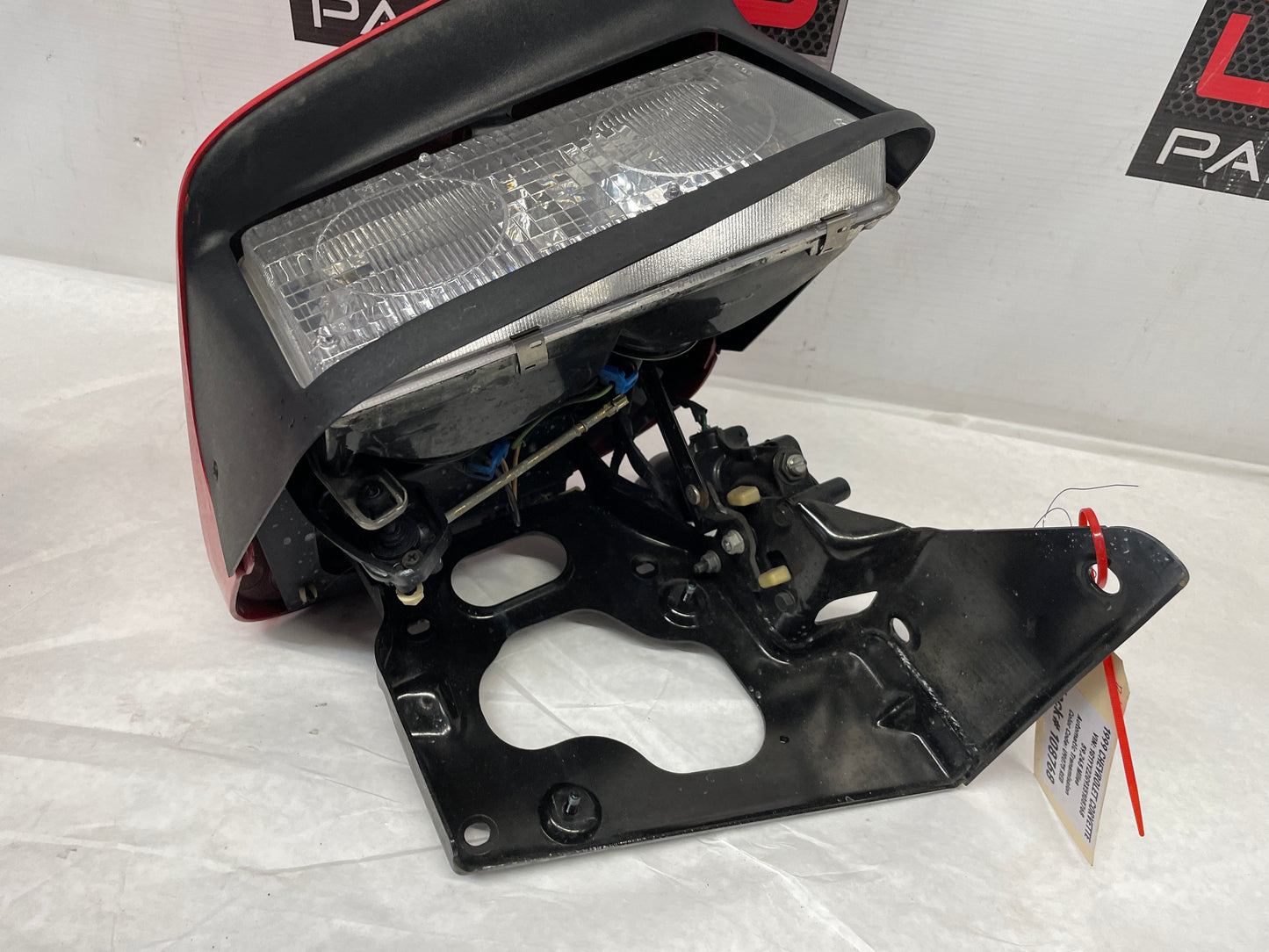 1999 Chevy C5 Corvette RH Passenger Pop Up Headlight Head Lamp Assembly OEM - Day's Parts Yard