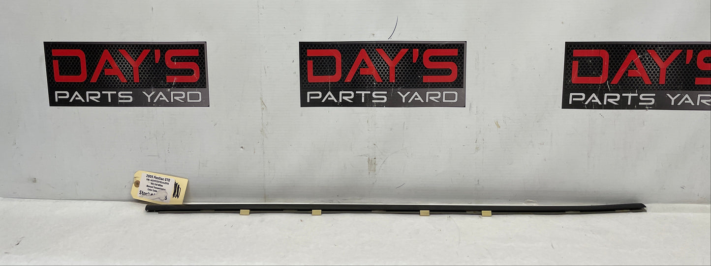 2005 Pontiac GTO RH Passenger Window Door Belt Molding Trim OEM - Day's Parts Yard