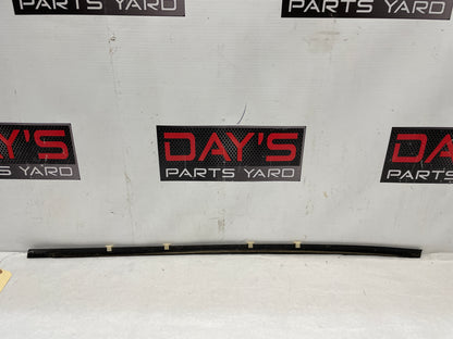 2005 Pontiac GTO RH Passenger Window Door Belt Molding Trim OEM - Day's Parts Yard