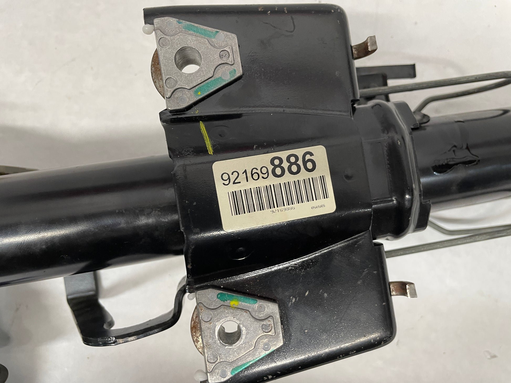 2005 Pontiac GTO Steering Column w/ Key OEM - Day's Parts Yard