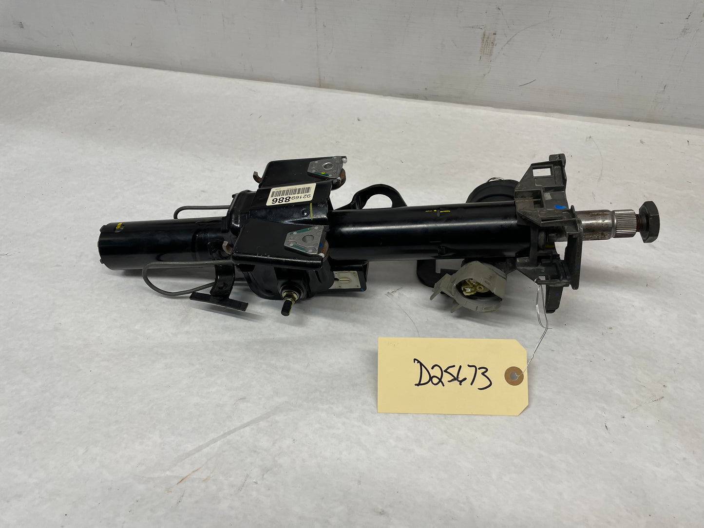 2005 Pontiac GTO Steering Column w/ Key OEM - Day's Parts Yard