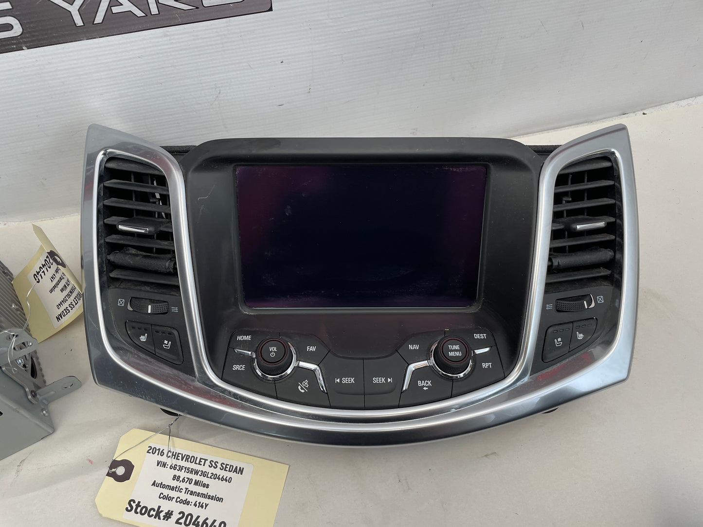 2016 Chevy SS Sedan Navigation Display Radio Stereo Receiver Face Plate OEM - Day's Parts Yard