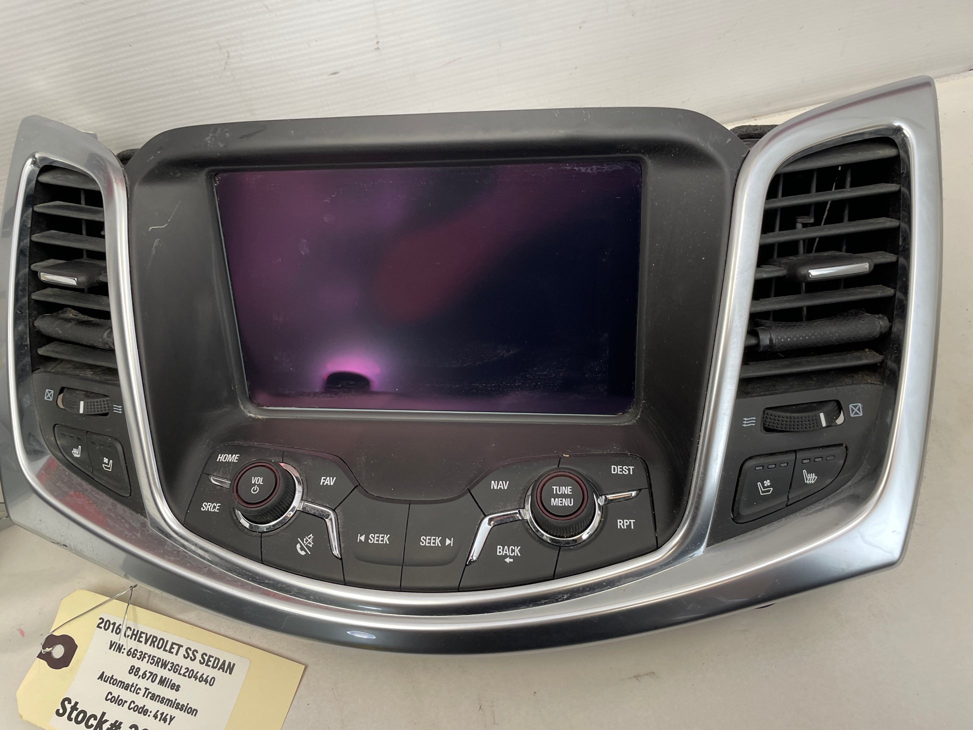 2016 Chevy SS Sedan Navigation Display Radio Stereo Receiver Face Plate OEM - Day's Parts Yard