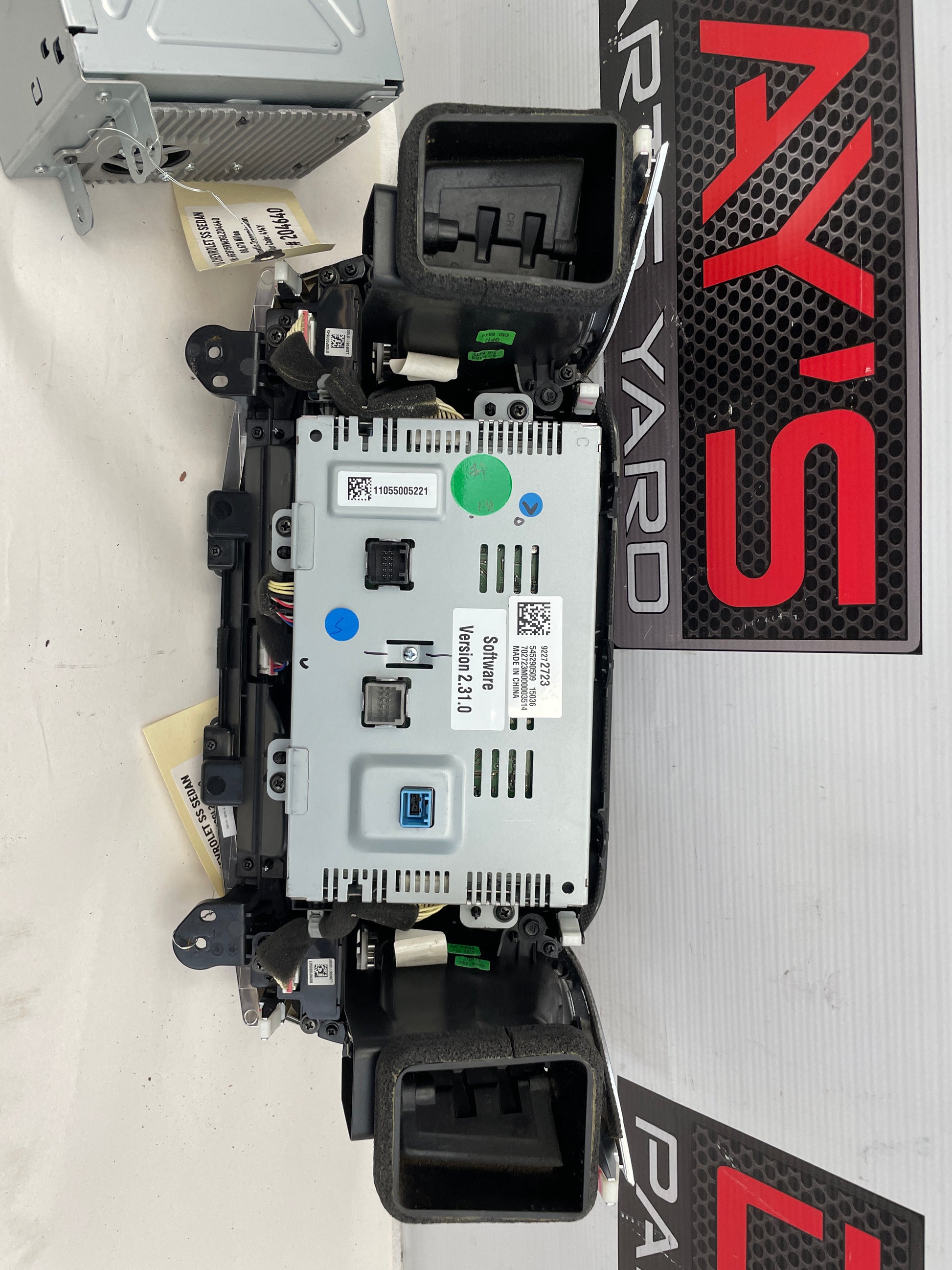 2016 Chevy SS Sedan Navigation Display Radio Stereo Receiver Face Plate OEM - Day's Parts Yard