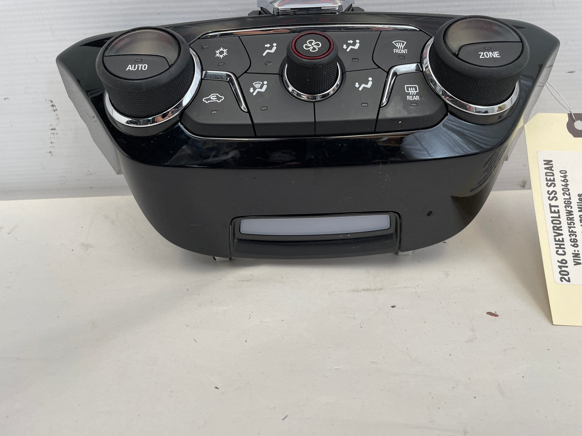 2016 Chevy SS Sedan Heater AC HVAC Temperature Hazard Control OEM - Day's Parts Yard