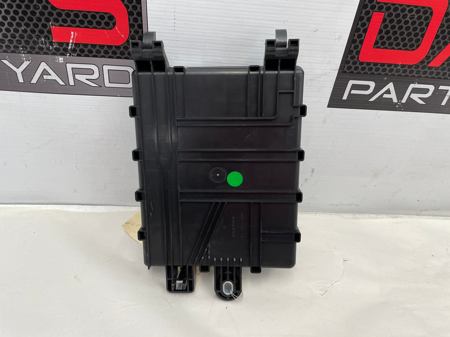 2015 Chevy SS Sedan Rear Fuse Relay Box OEM - Day's Parts Yard