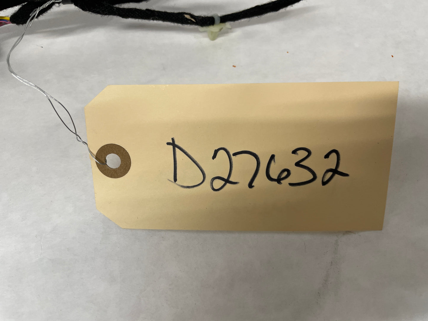 2009 Pontiac G8 Center Console Pig Tails Pigtails OEM - Day's Parts Yard