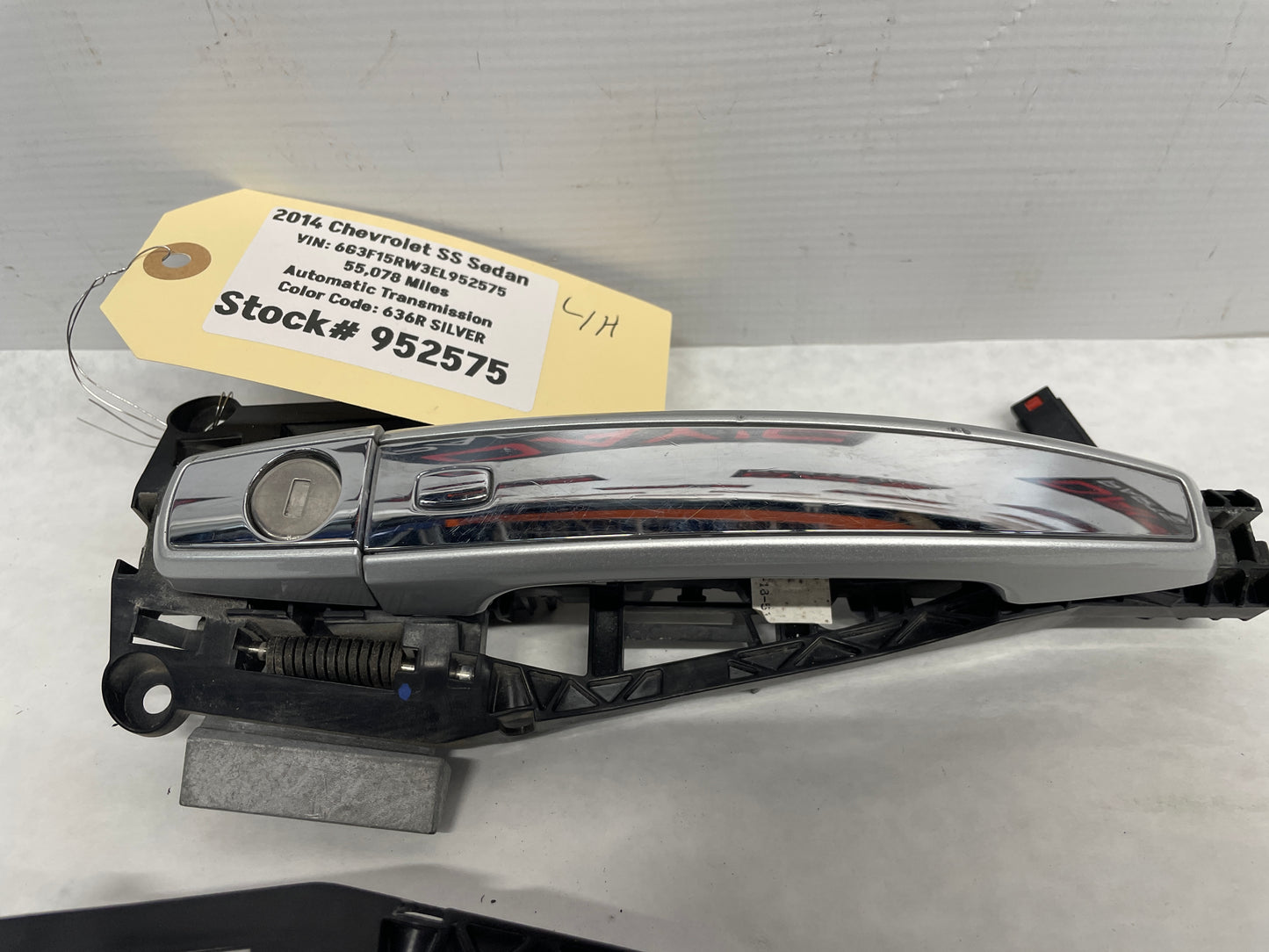 2014 Chevy SS Sedan Exterior Door Handles Set Silver OEM