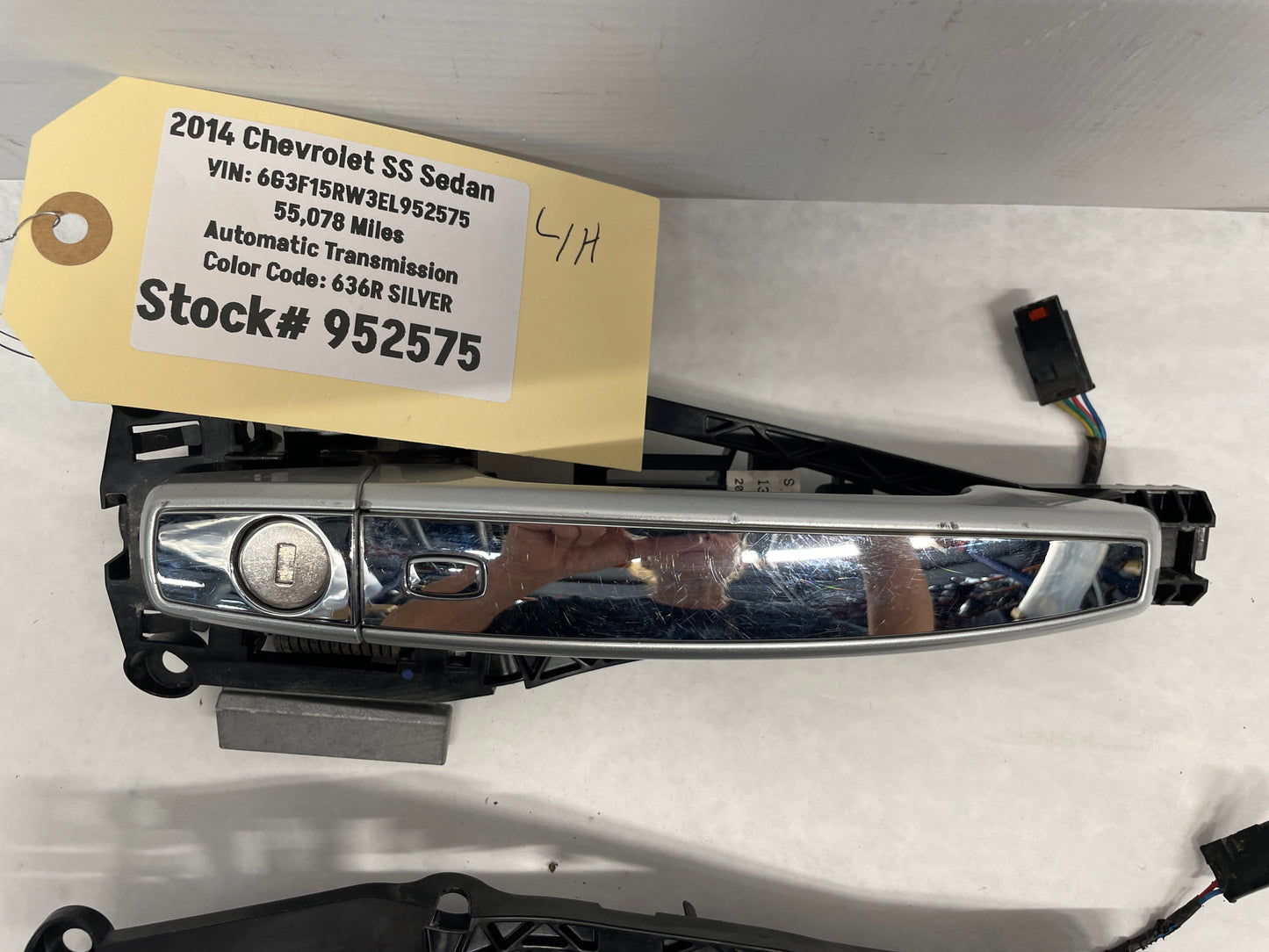 2014 Chevy SS Sedan Exterior Door Handles Set Silver OEM