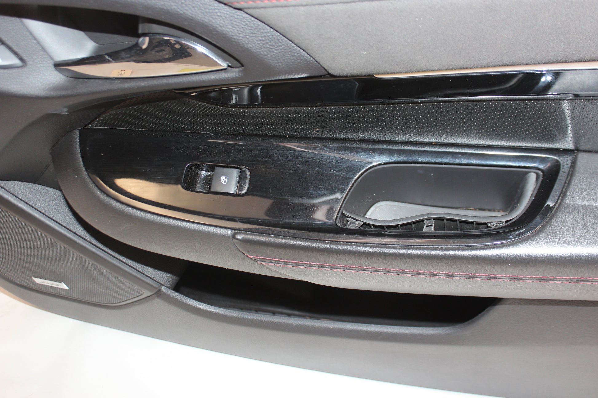 2014 Chevy SS Sedan Front RH Passenger Door Panel OEM - Day's Parts Yard