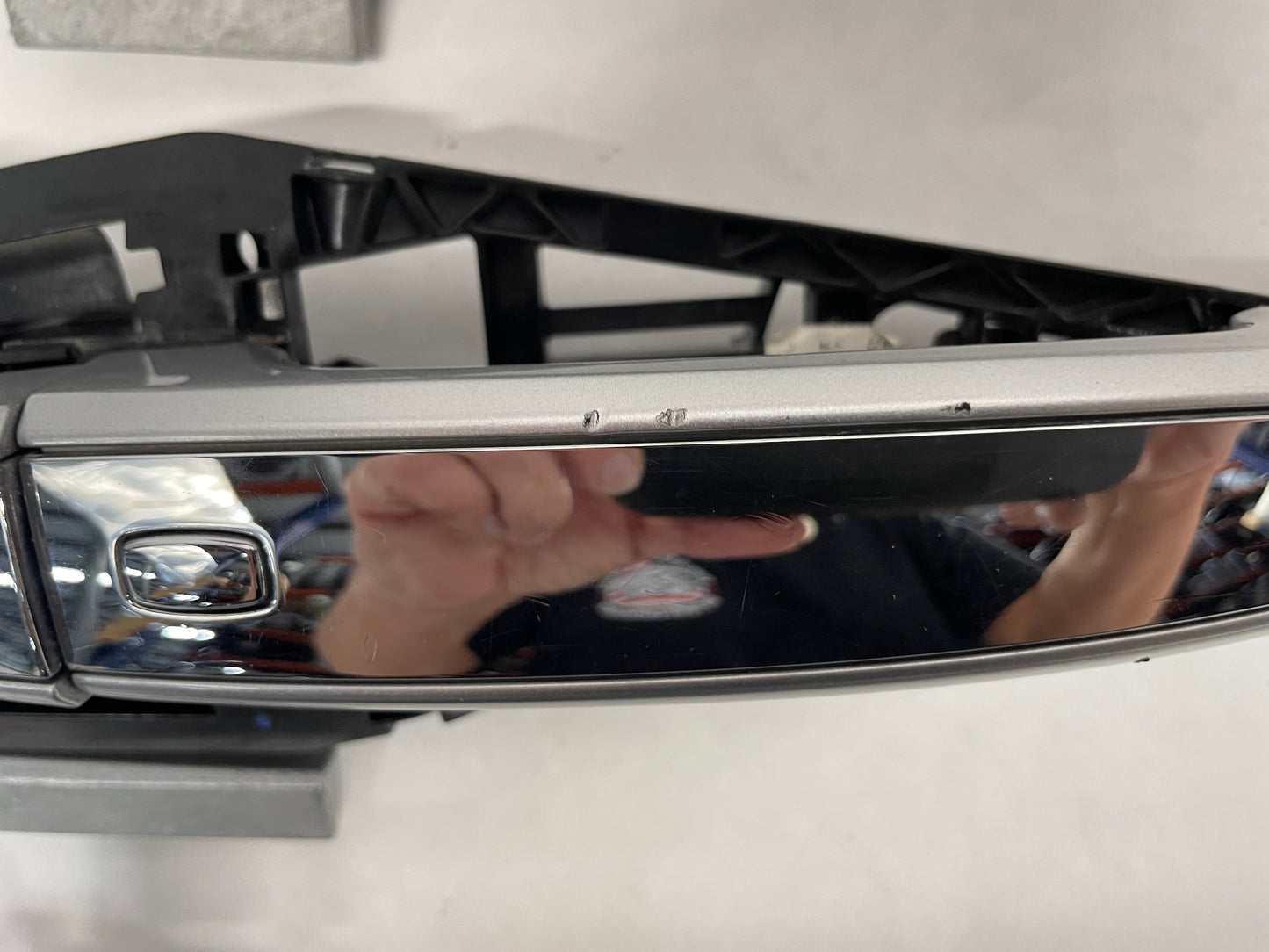 2014 Chevy SS Sedan Exterior Door Handles Set Silver OEM