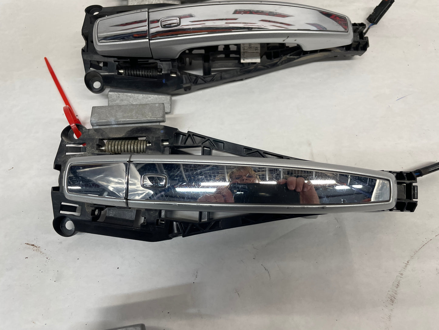 2014 Chevy SS Sedan Exterior Door Handles Set Silver OEM