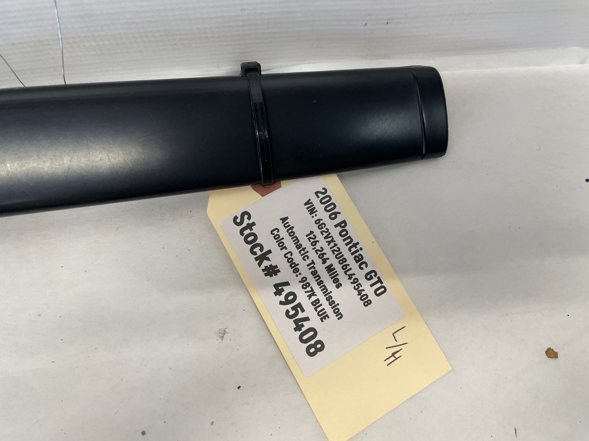2006 Pontiac GTO LH Driver Exterior B Pillar Window Trim Cover OEM - Day's Parts Yard
