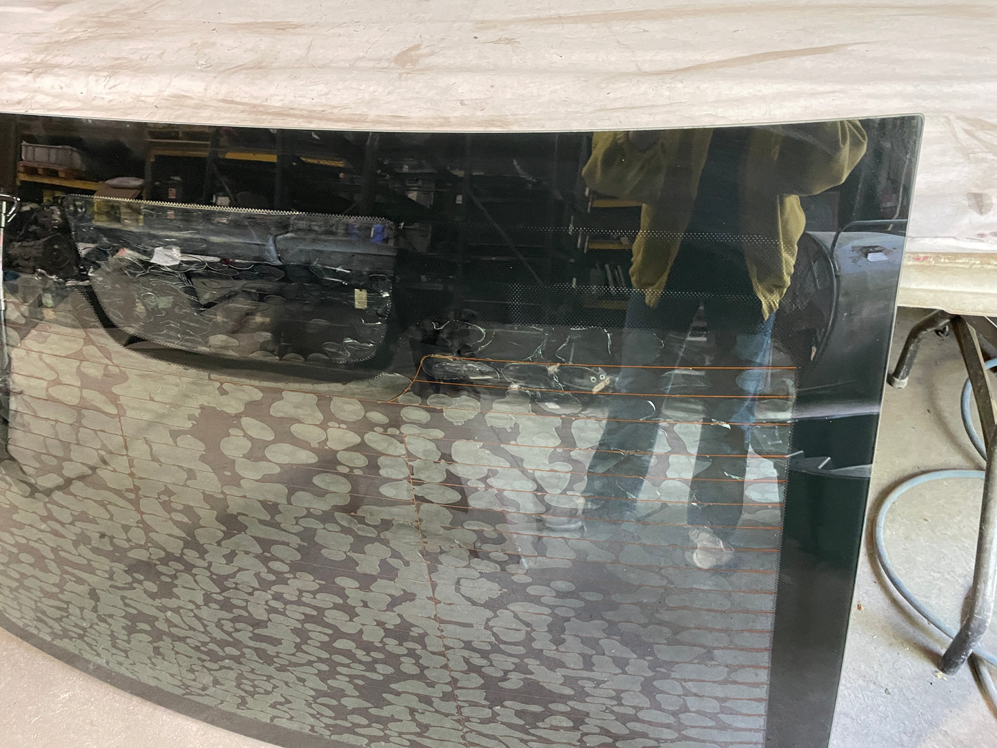 2014 Chevrolet SS Sedan Rear Back Window Glass OEM LOCAL PICK UP - Day's Parts Yard