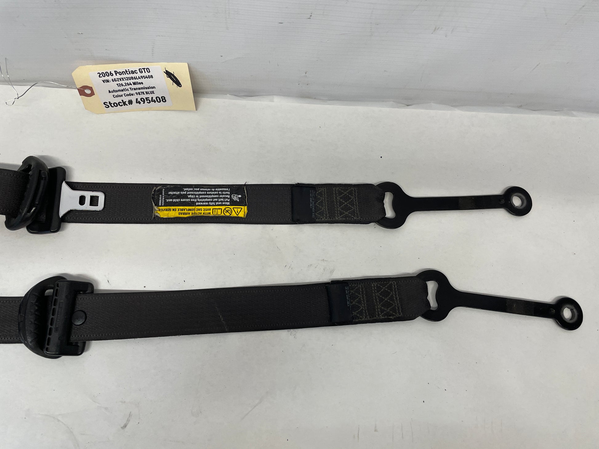 2006 Pontiac GTO LH & RH Front Seat Belts Retractors OEM - Day's Parts Yard
