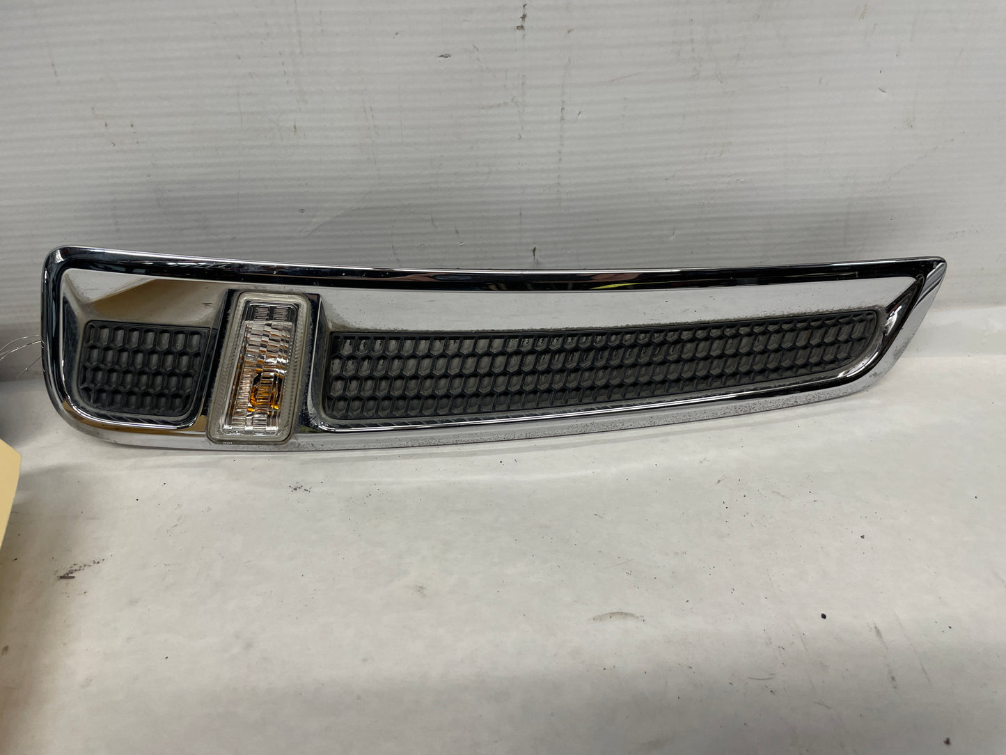 2014 Chevy SS Sedan RH & LH Fender Side Marker Lights Tail Lamp OEM
