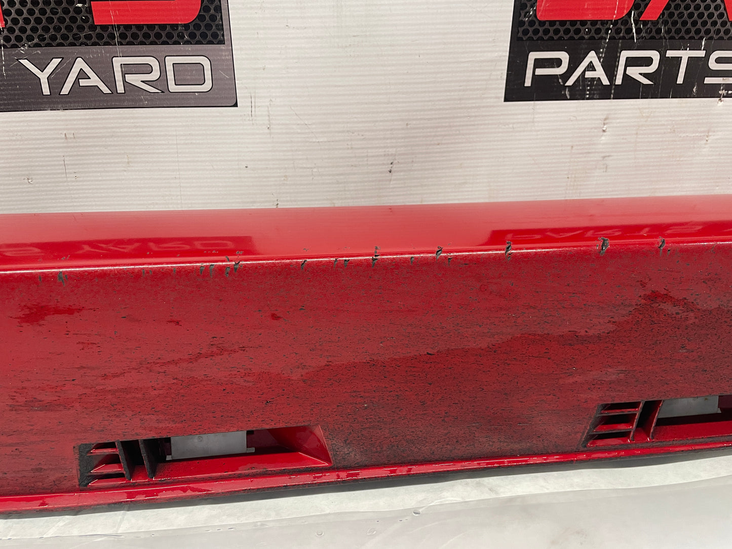 2009 Pontiac G8 GT RH Passenger Rocker Molding Side Skirt Panel Trim Red OEM