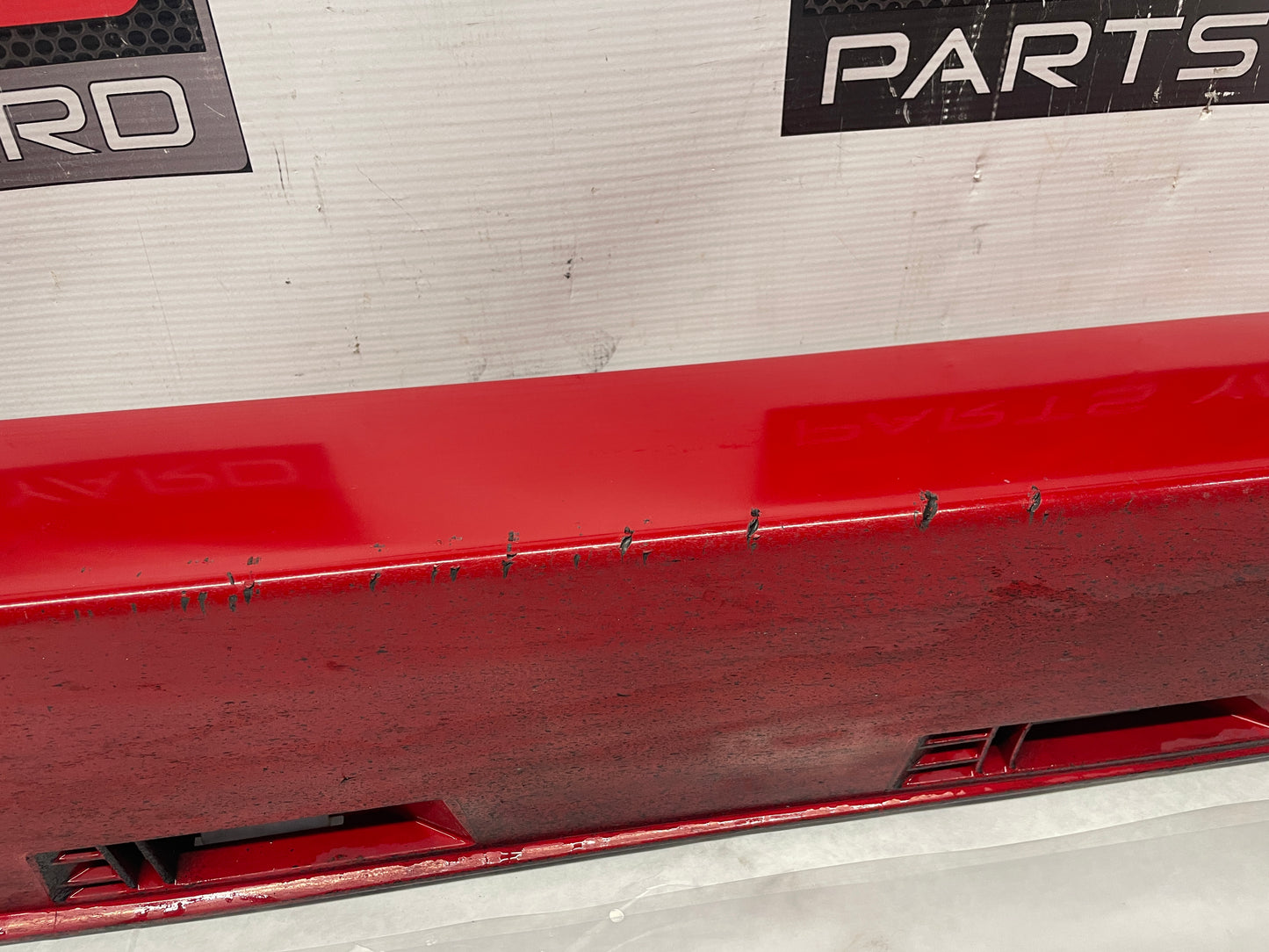 2009 Pontiac G8 GT RH Passenger Rocker Molding Side Skirt Panel Trim Red OEM