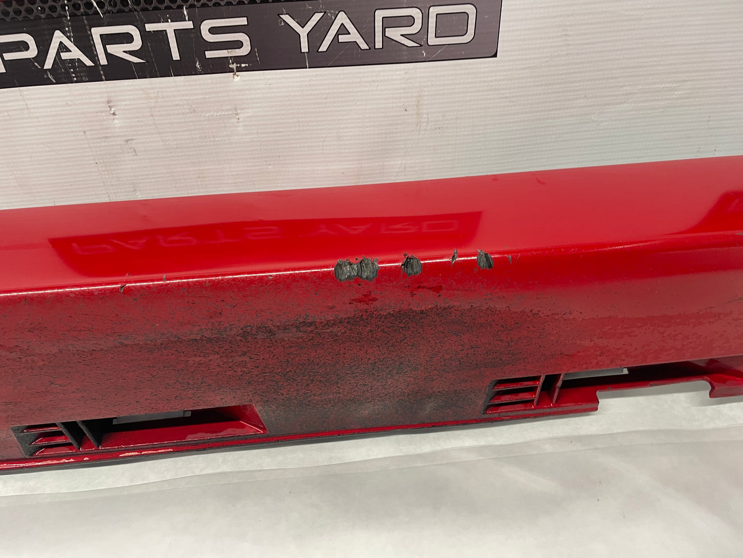 2009 Pontiac G8 GT RH Passenger Rocker Molding Side Skirt Panel Trim Red OEM