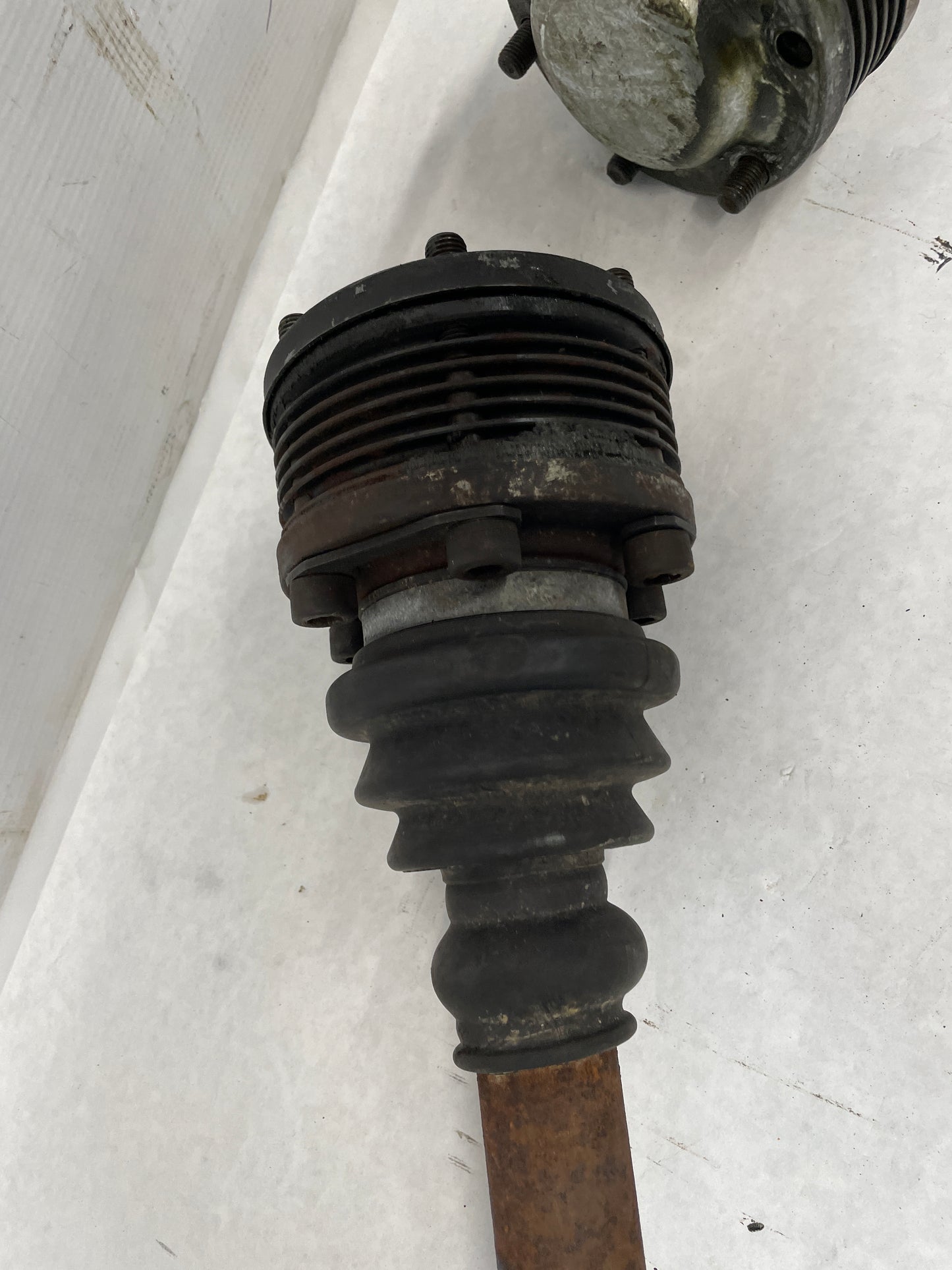 2005 Pontiac GTO LH & RH Rear CV Axle Half Shaft Aftermarket - Day's Parts Yard
