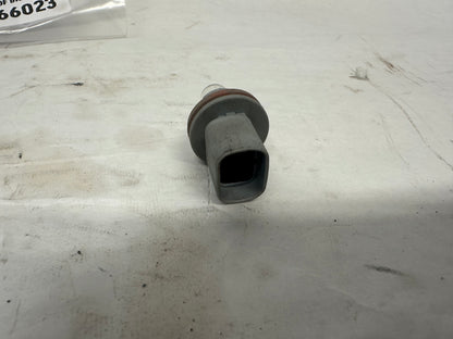 2006 Pontiac GTO Marker Light Turn Signal Bulb Socket OEM - Day's Parts Yard