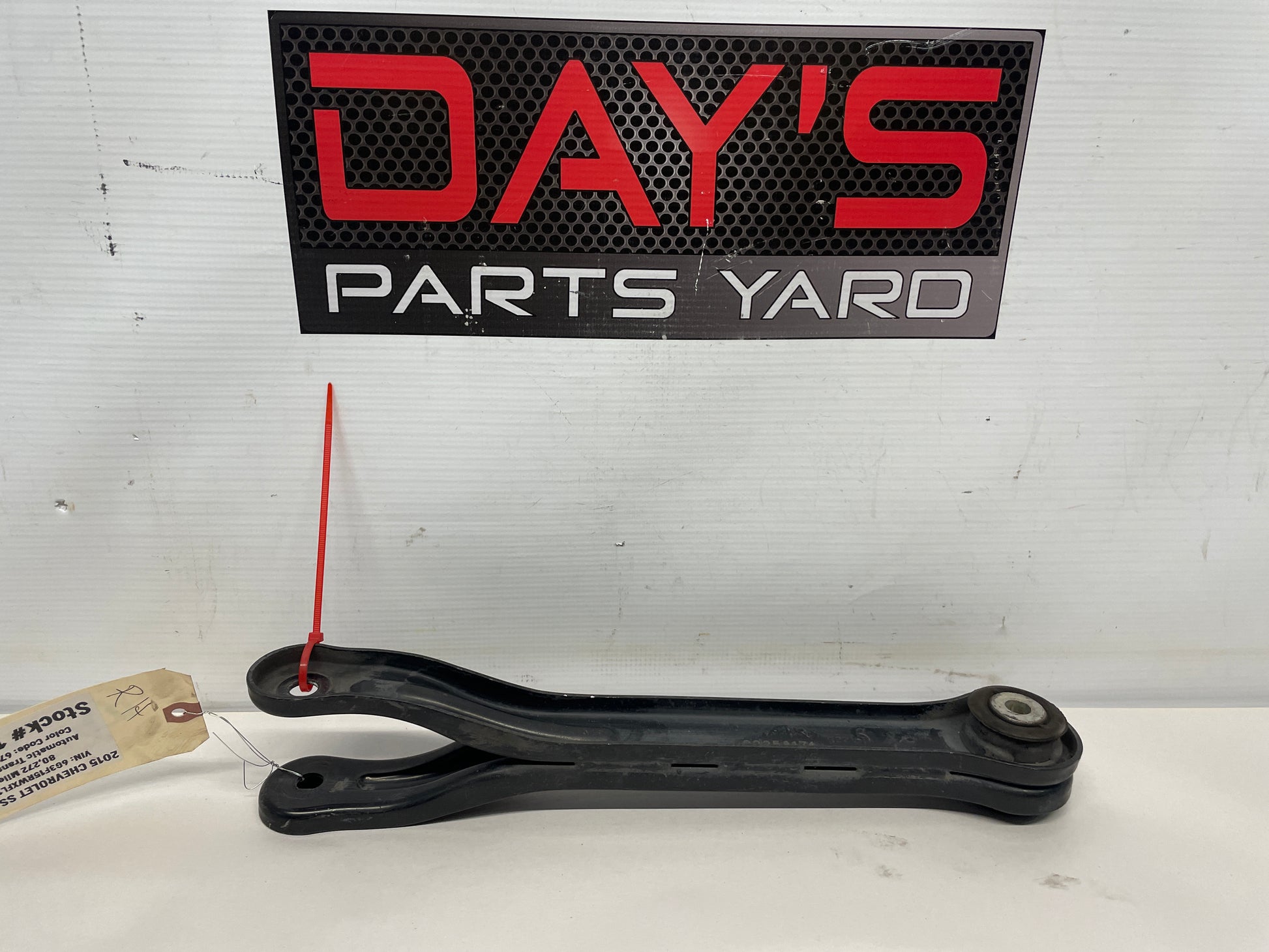 2015 Chevrolet SS Sedan RH Passenger Rear Suspension Trailing Control Arm OEM - Day's Parts Yard