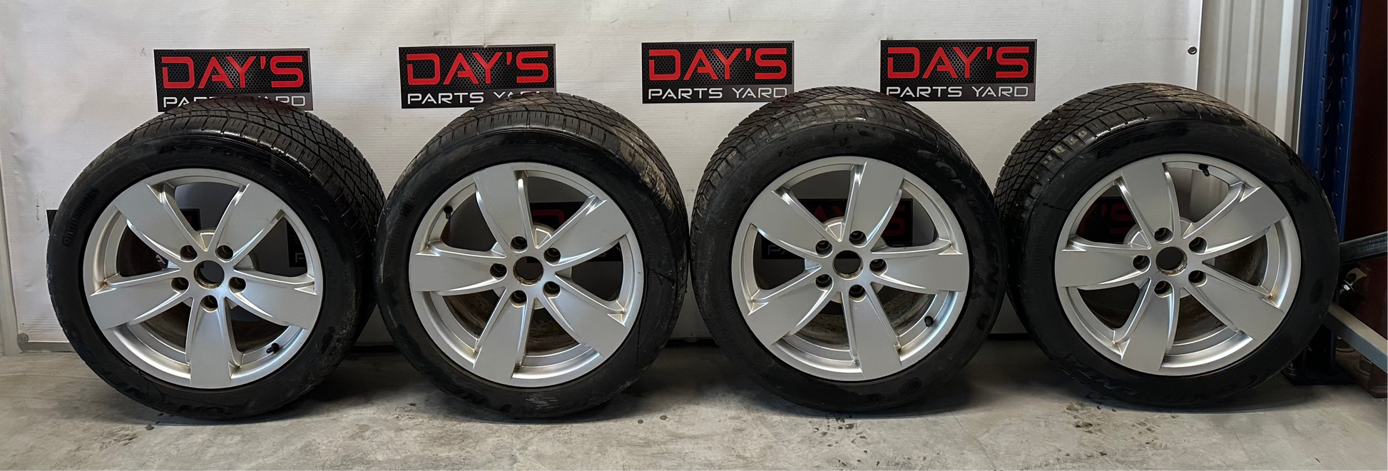 2006 Pontiac GTO Factory Wheels and Tires Fronts and Rears 245/45R17 OEM - Day's Parts Yard