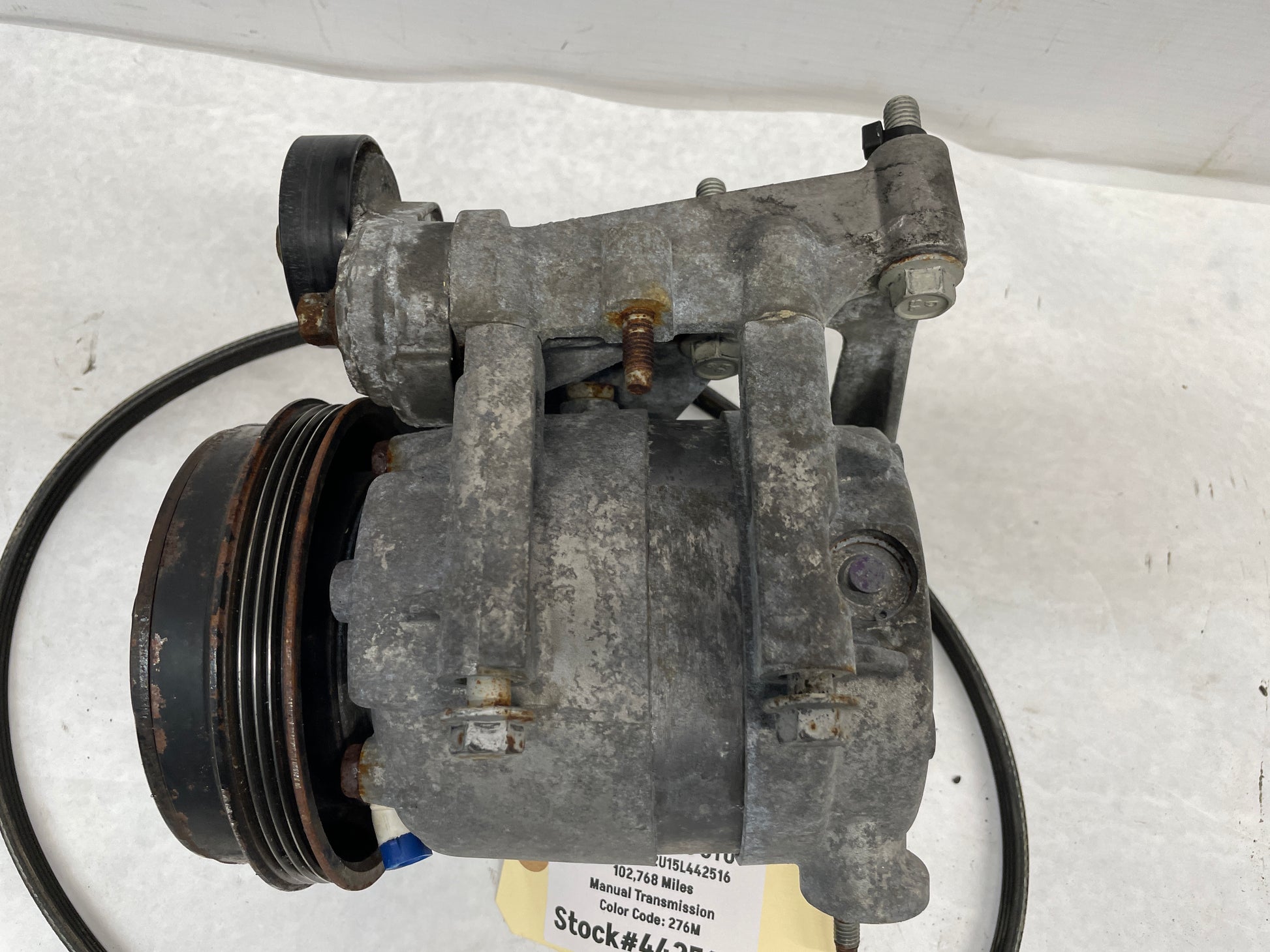 2005 Pontiac GTO AC Air Conditioner Compressor w/ Bracket OEM - Day's Parts Yard