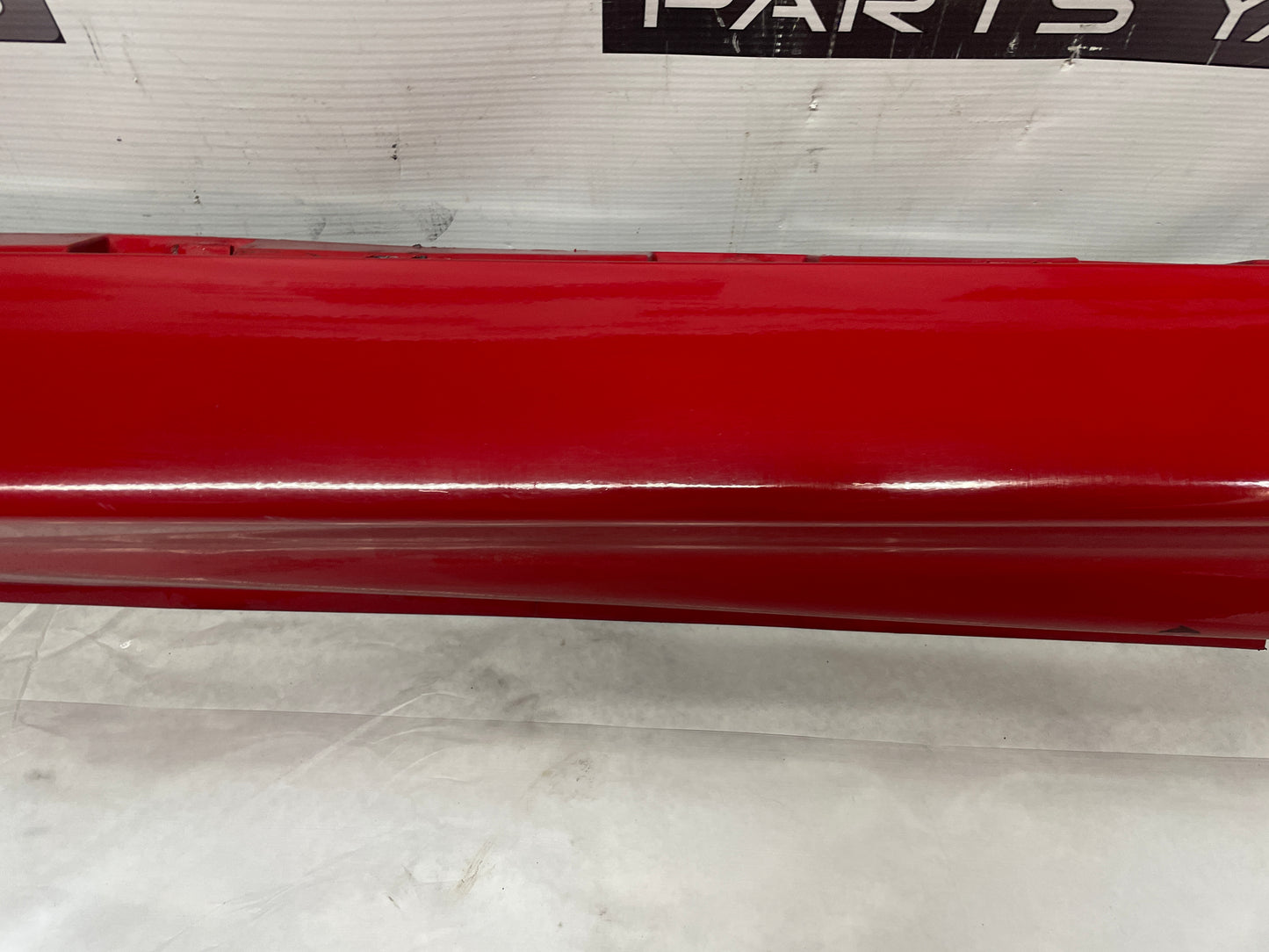 2009 Pontiac G8 GT LH Driver Rocker Molding Side Skirt Panel Red OEM