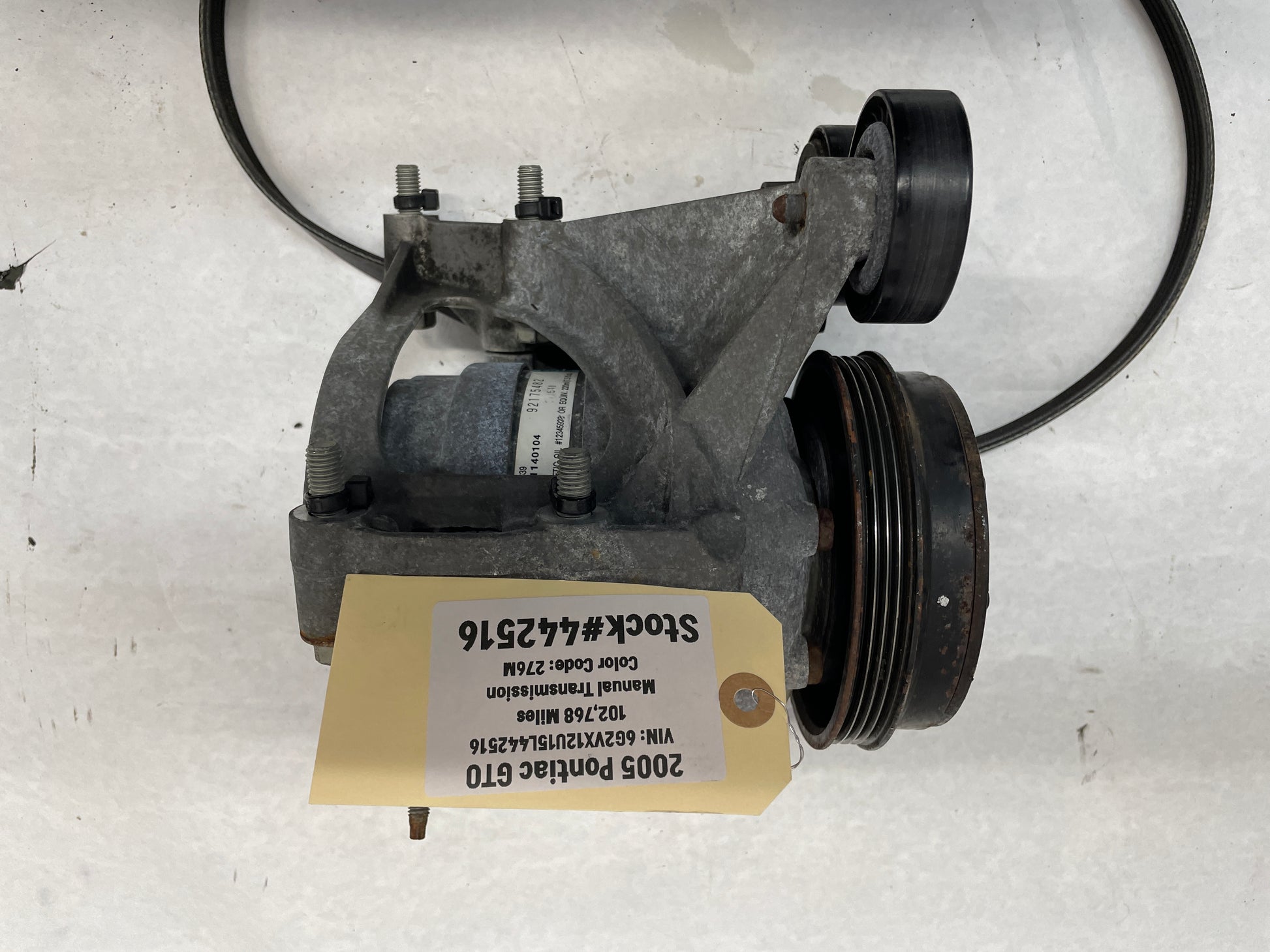 2005 Pontiac GTO AC Air Conditioner Compressor w/ Bracket OEM - Day's Parts Yard