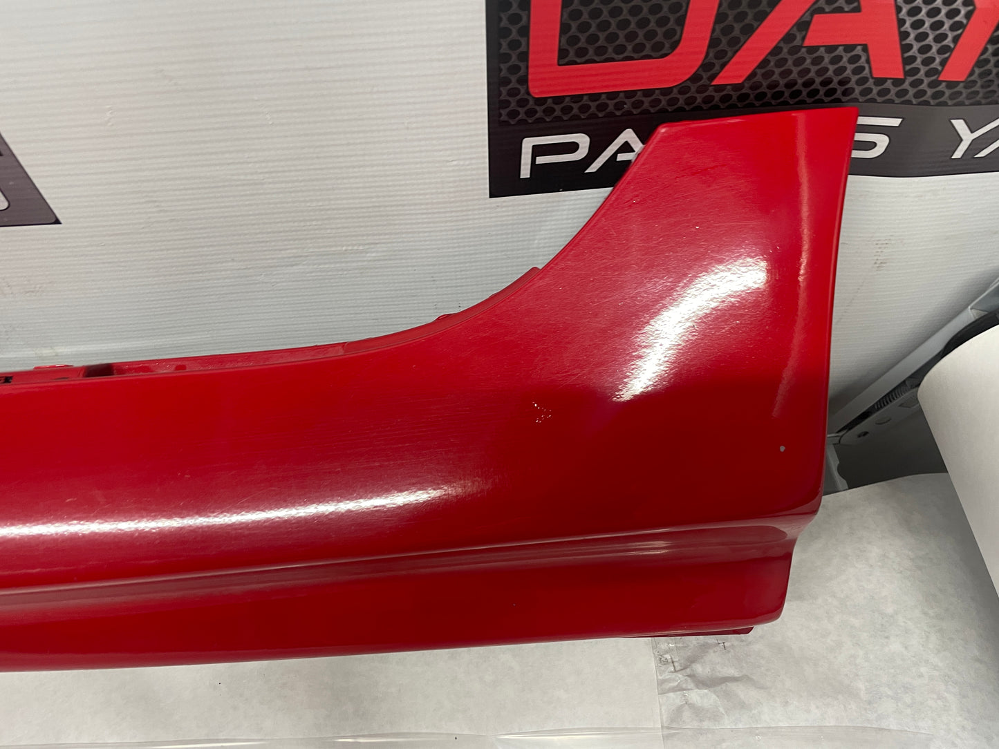 2009 Pontiac G8 GT LH Driver Rocker Molding Side Skirt Panel Red OEM