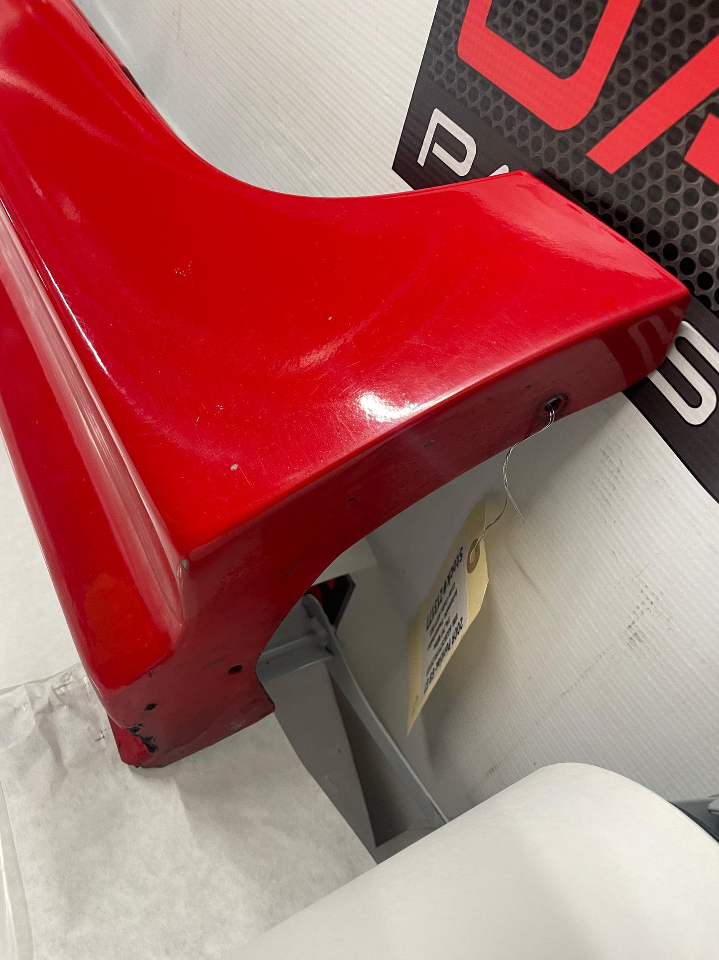 2009 Pontiac G8 GT LH Driver Rocker Molding Side Skirt Panel Red OEM