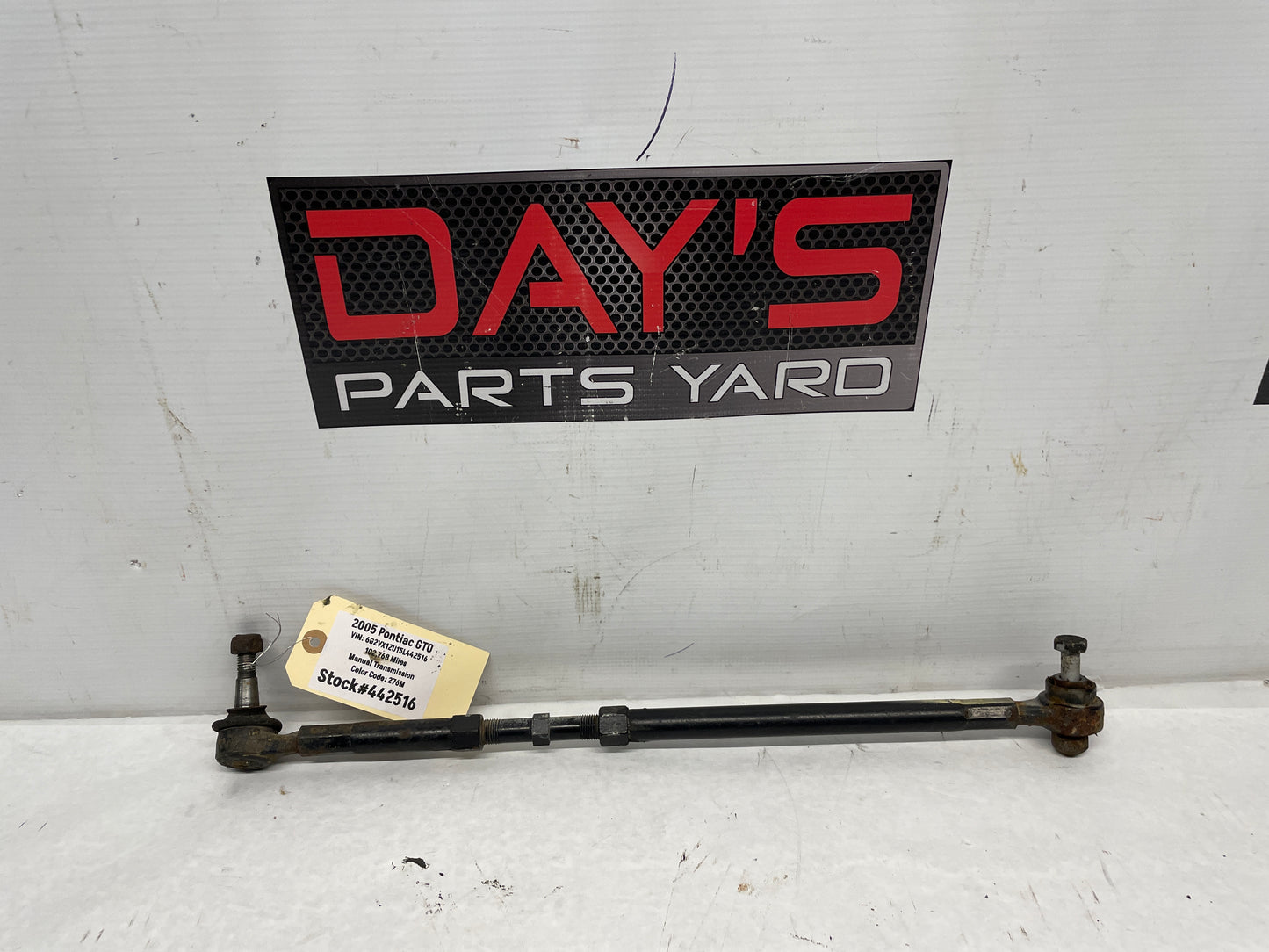 2005 Pontiac GTO RH Passenger Rear Suspension Adjustment Tie Rod Assembly OEM - Day's Parts Yard