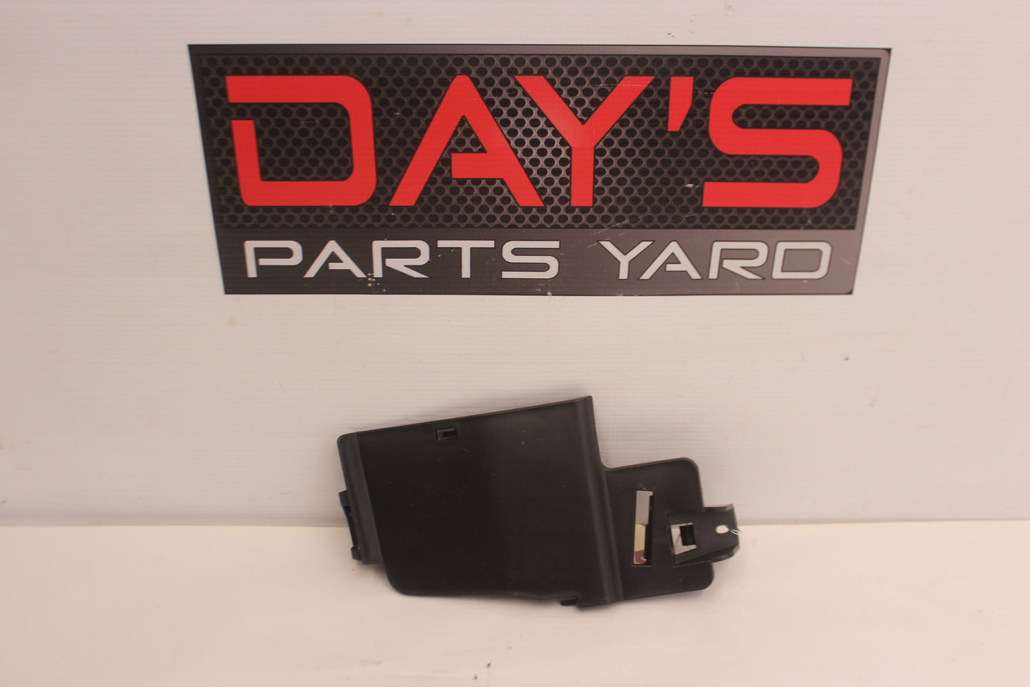 2016 Cadillac ATS-V Front RH Passenger Under Dash Cover OEM - Day's Parts Yard