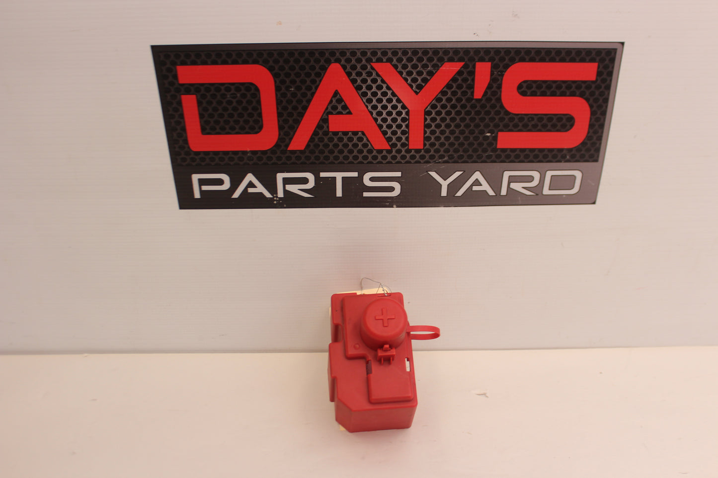 2014 Chevy Sedan SS Positive Battery Jump Start Cover OEM