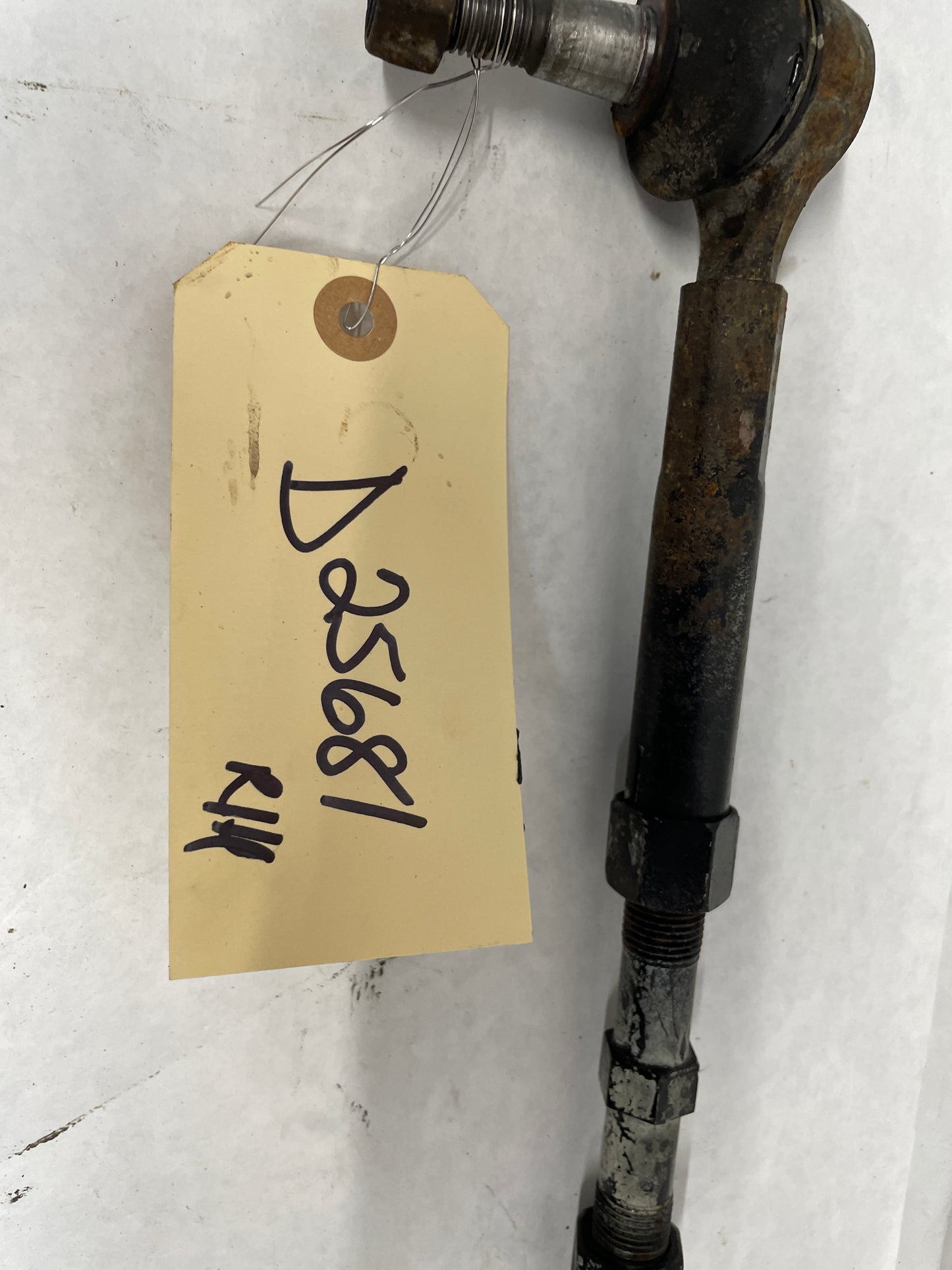 2005 Pontiac GTO RH Passenger Rear Suspension Adjustment Tie Rod Assembly OEM - Day's Parts Yard