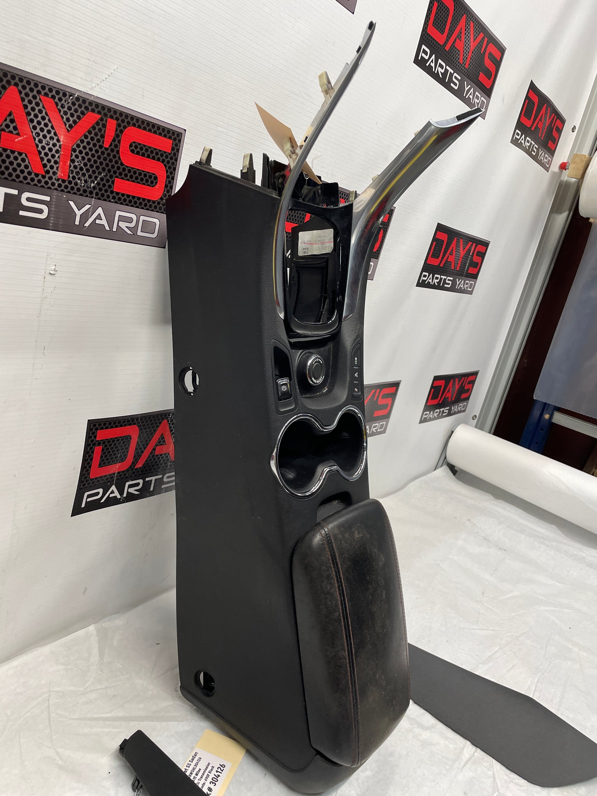 2017 Chevy SS Sedan Complete Center Console Armrest OEM - Day's Parts Yard